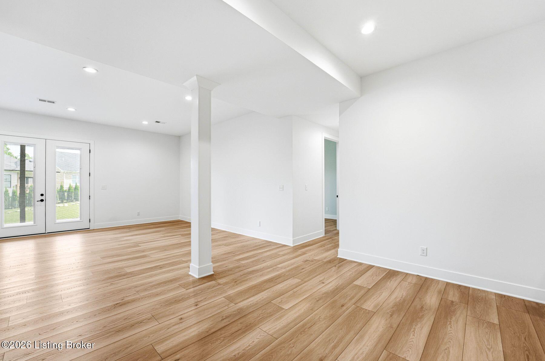 203 Locust Park Pl