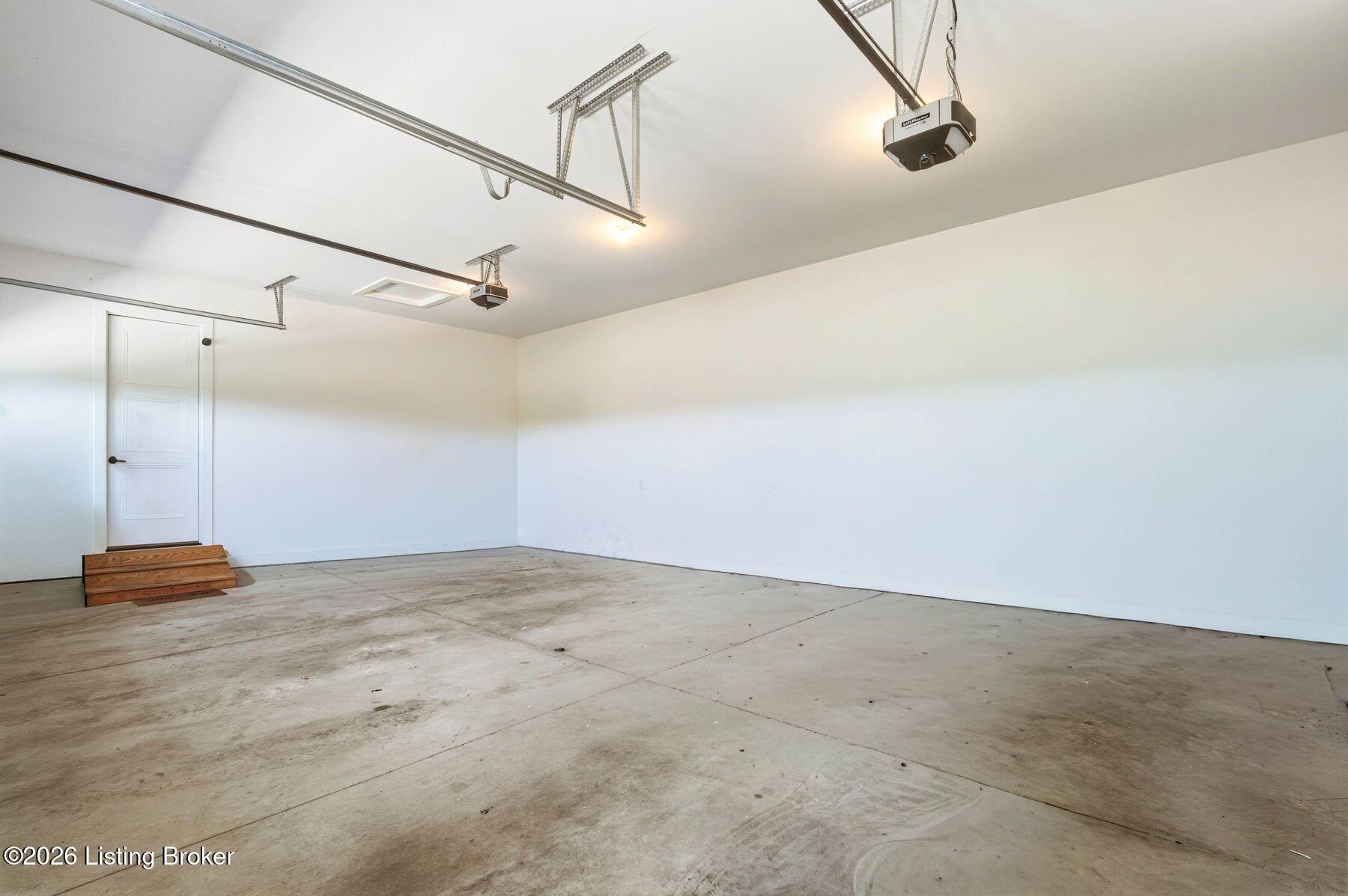 203 Locust Park Pl