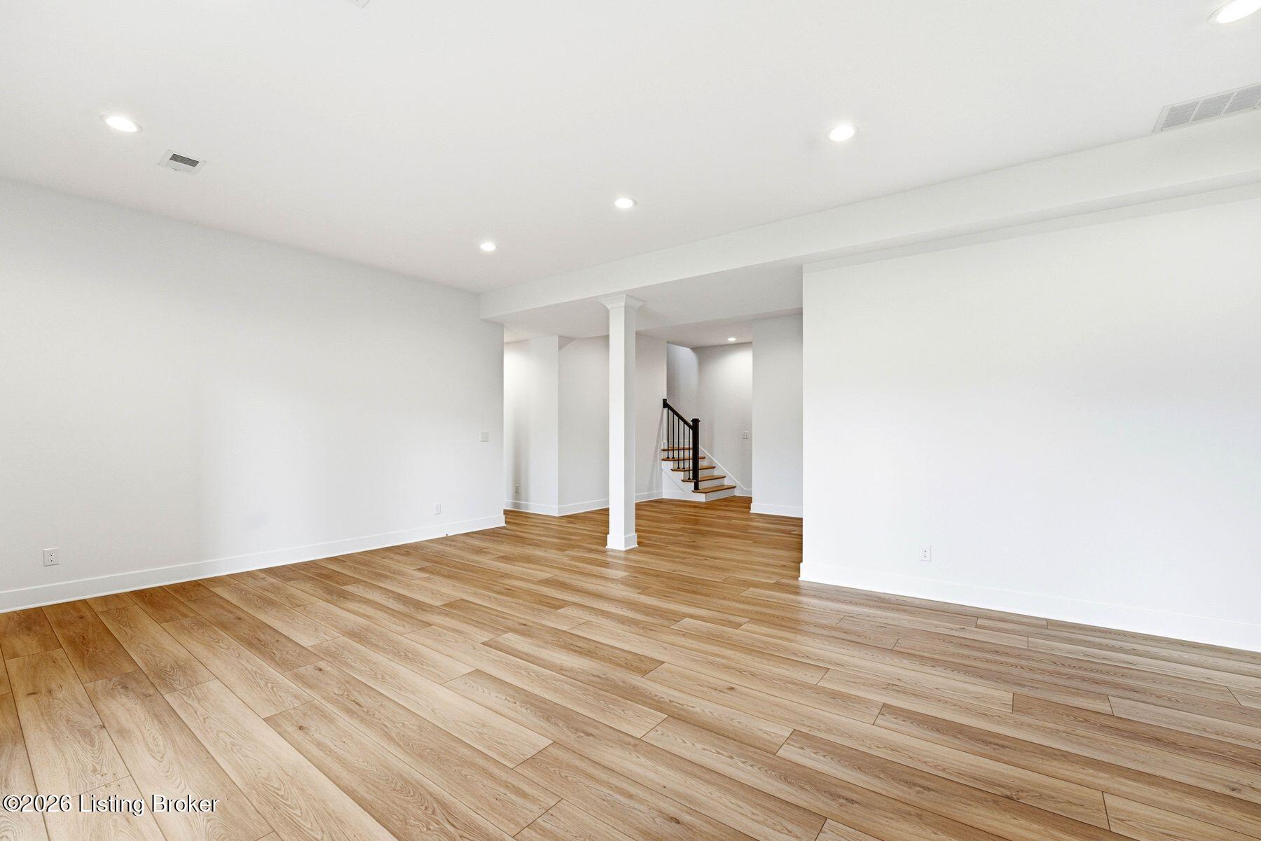 203 Locust Park Pl