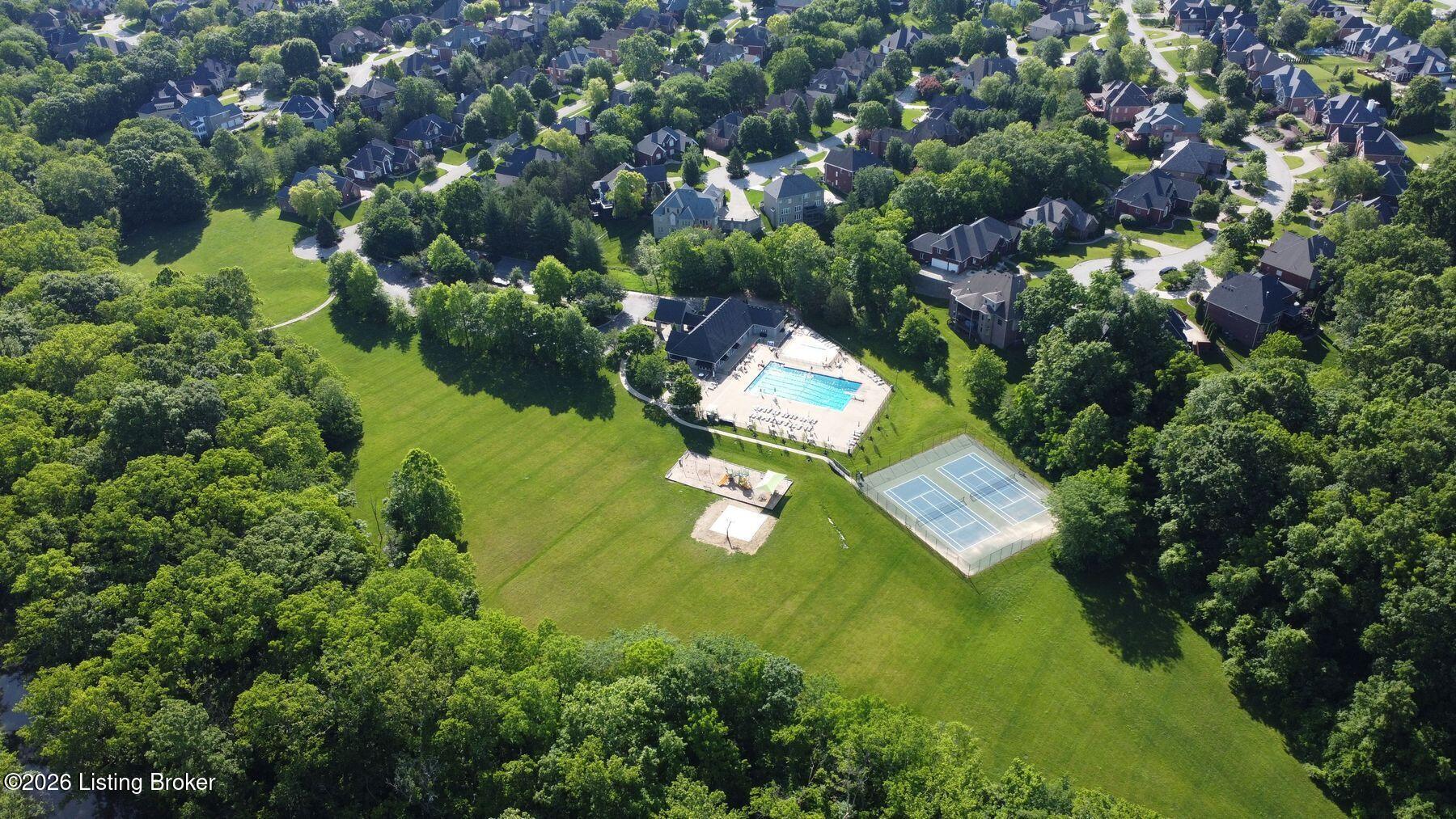 203 Locust Park Pl