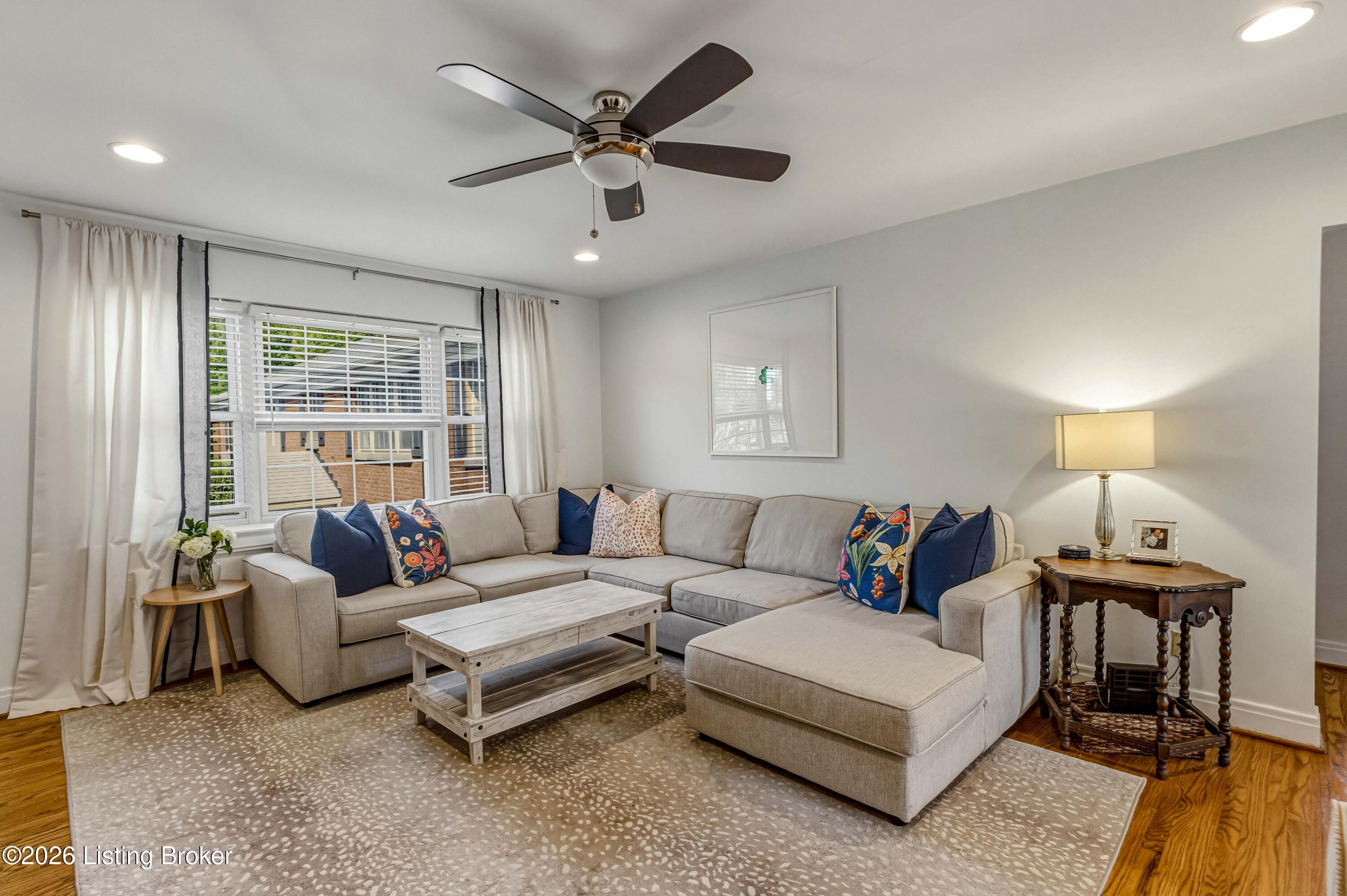 3621 Brownsboro Rd 203b