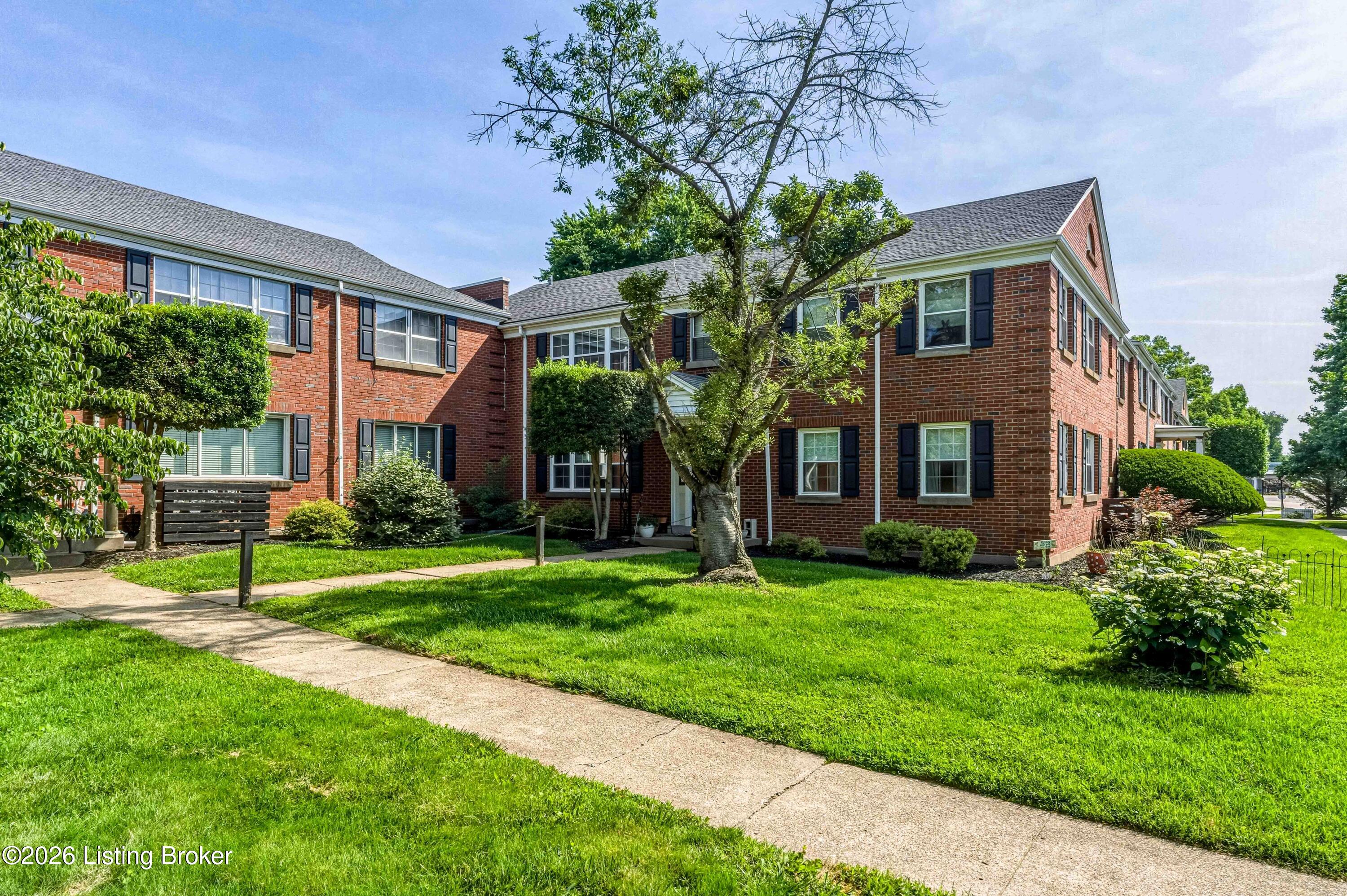 3621 Brownsboro Rd 203b