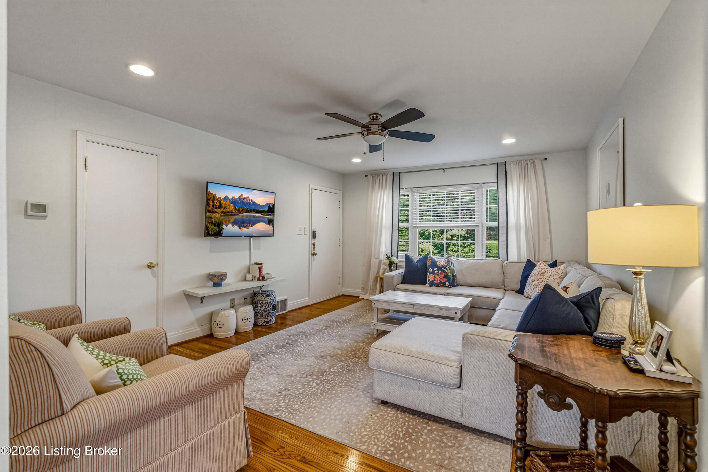 3621 Brownsboro Rd 203b