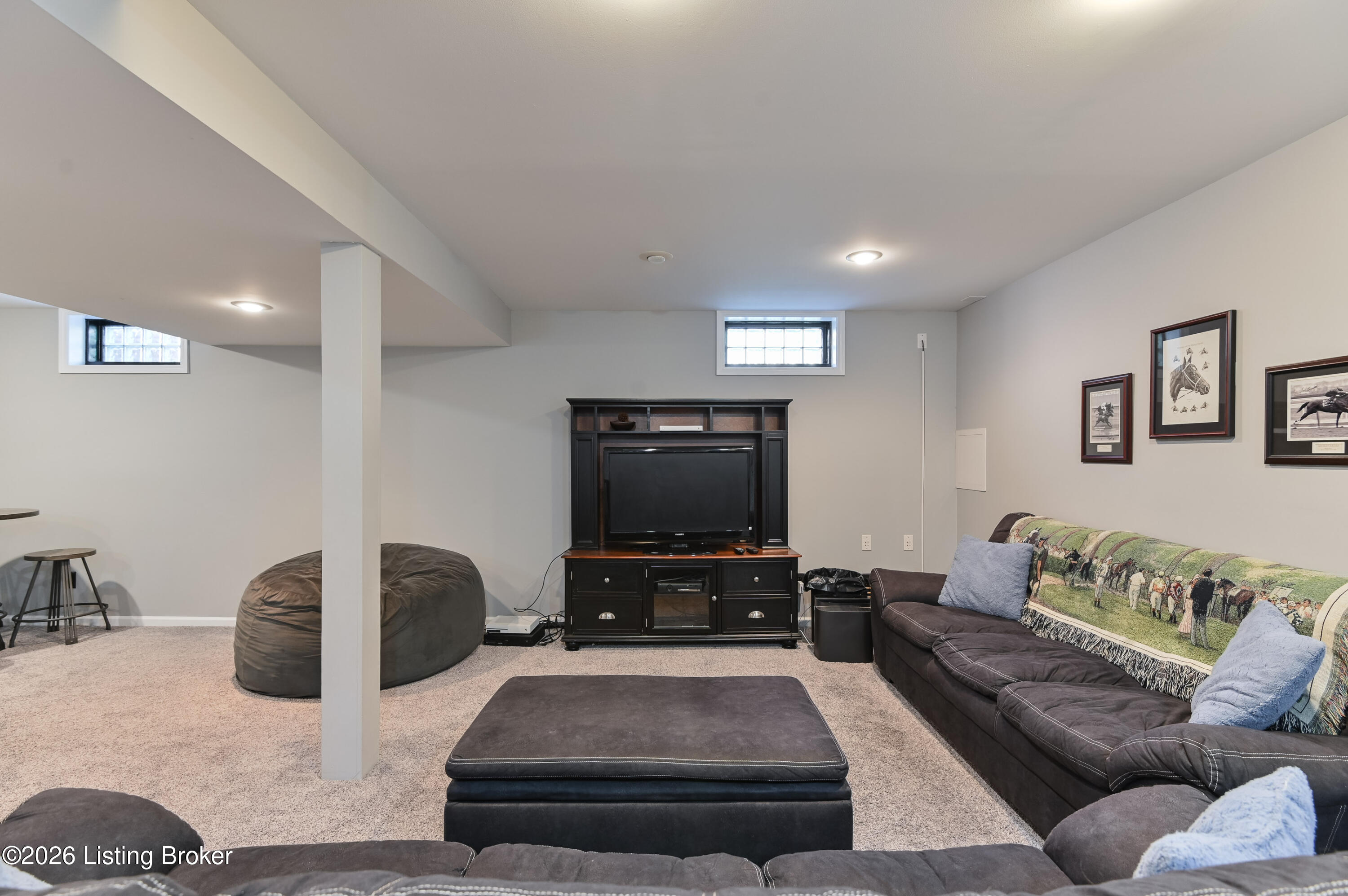 7803 Stonewood Ct