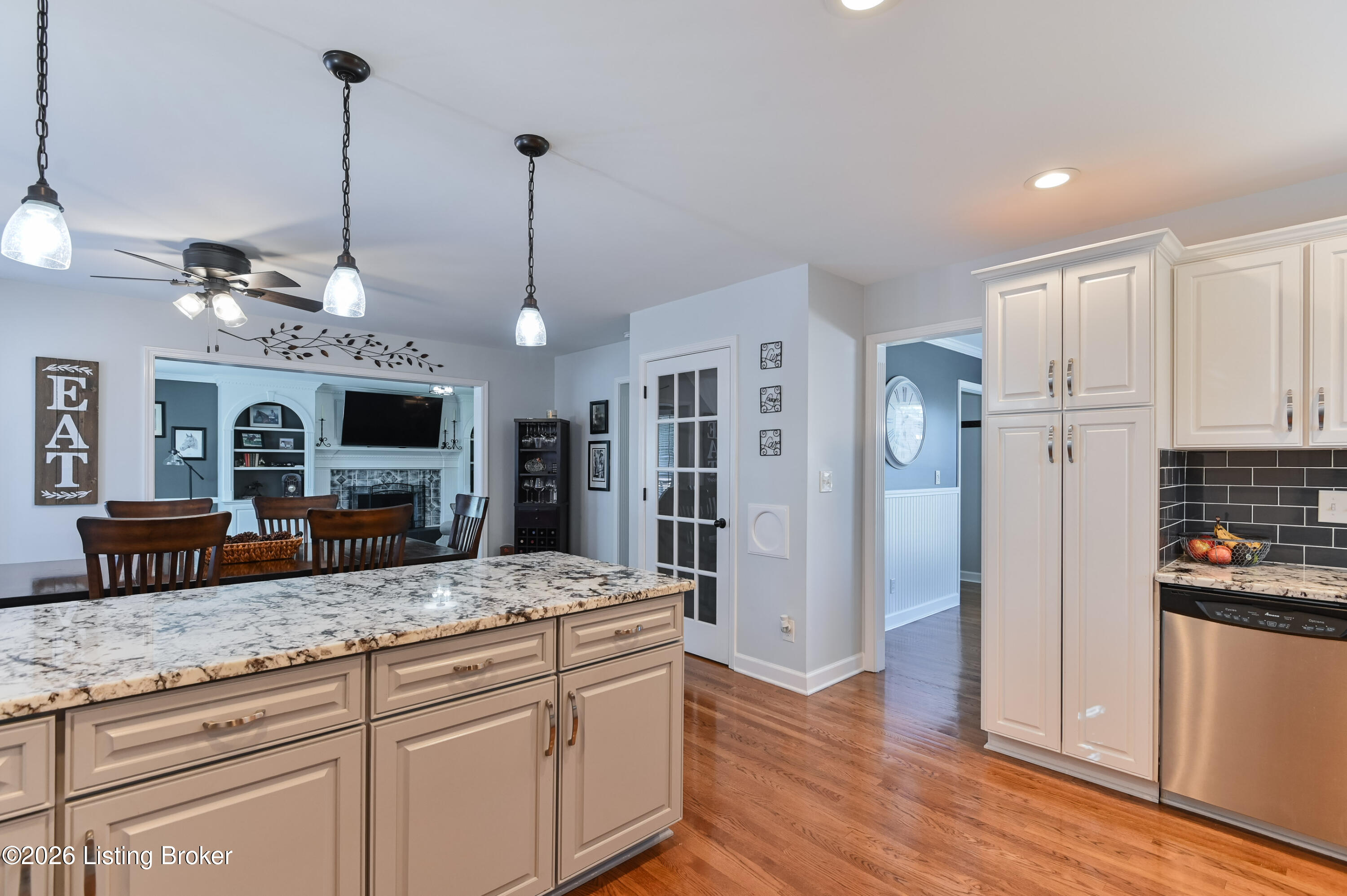 7803 Stonewood Ct