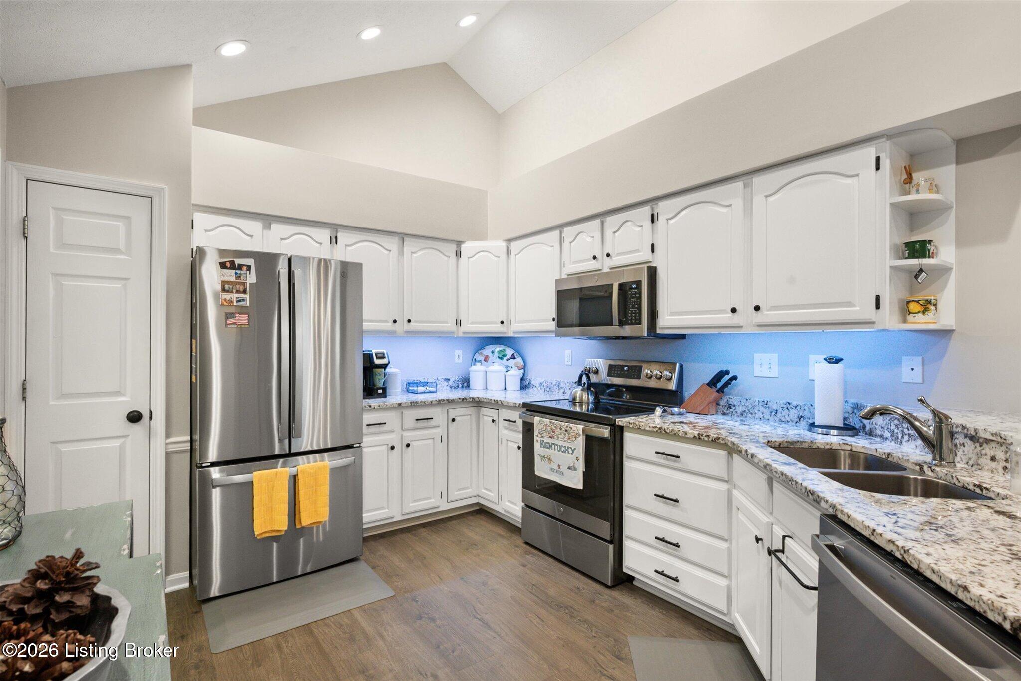 8044 Saint Andrews Village Dr