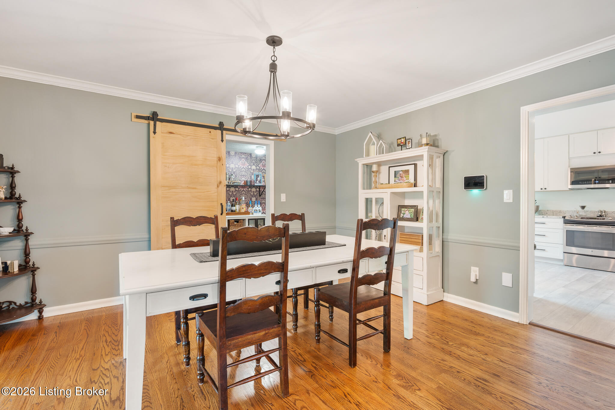 6303 Regal Rd