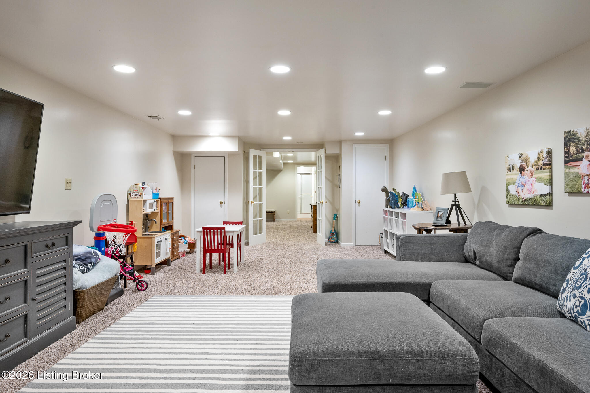 6303 Regal Rd