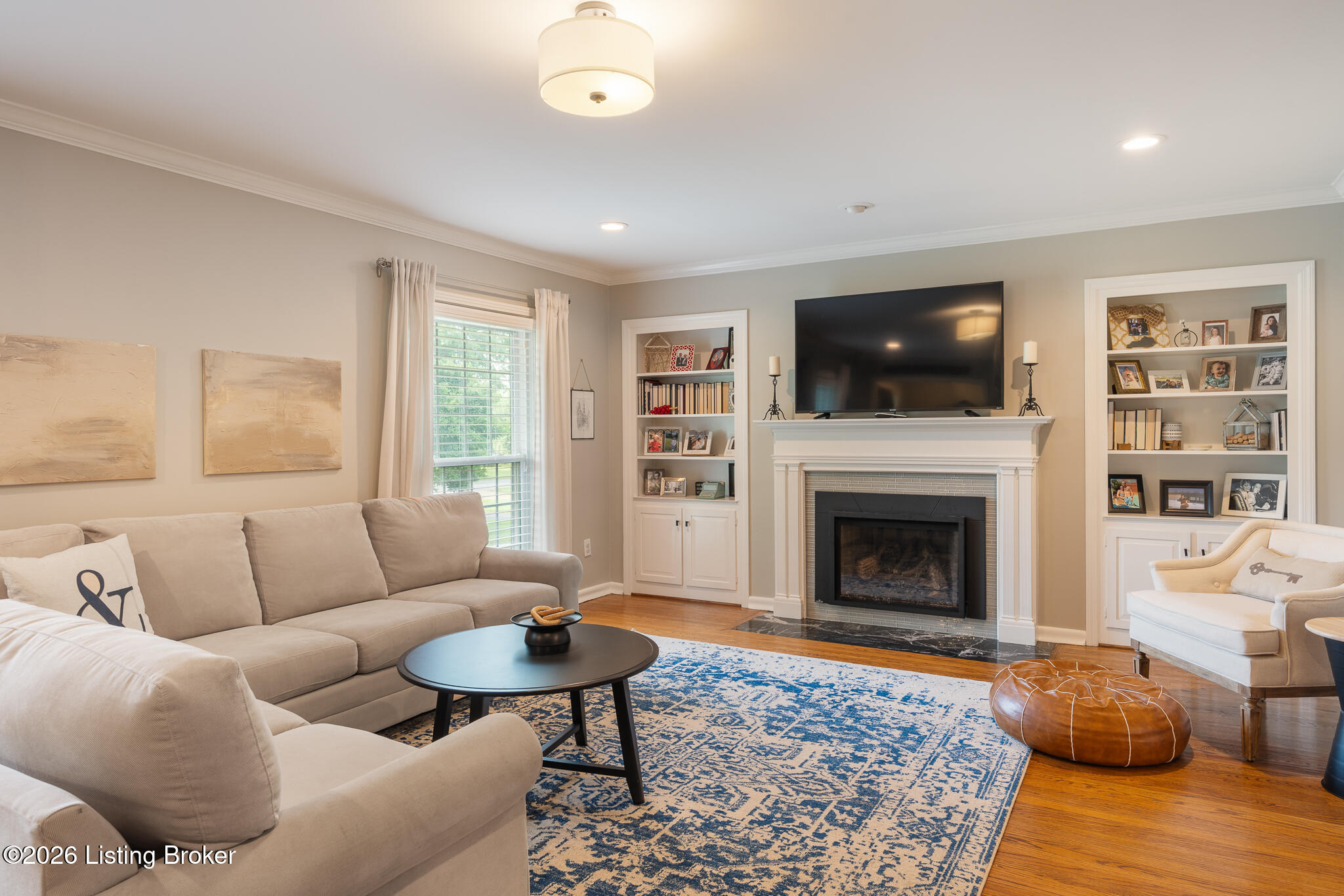 6303 Regal Rd