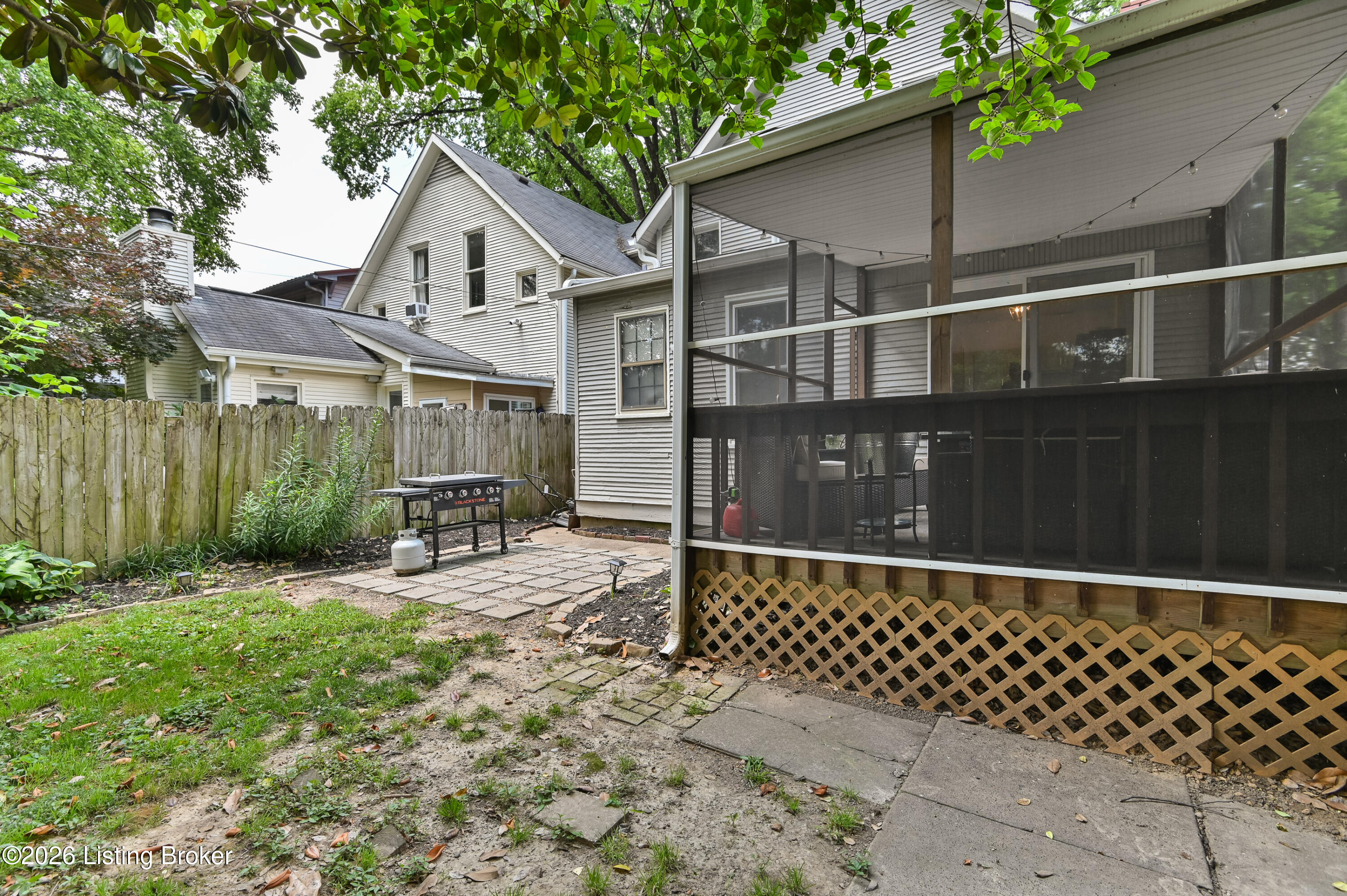 2728 Field Ave
