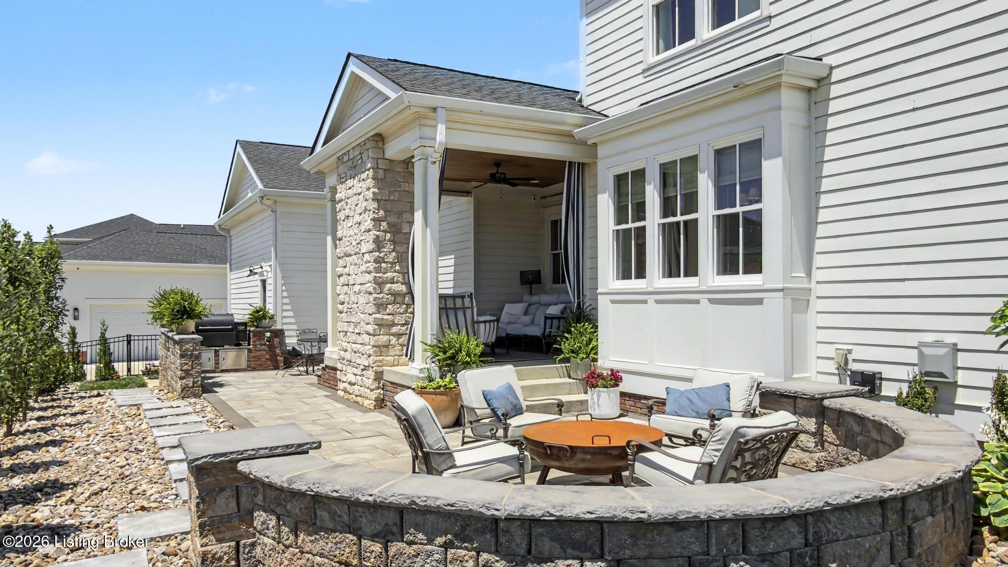 6115 Snapdragon Dr