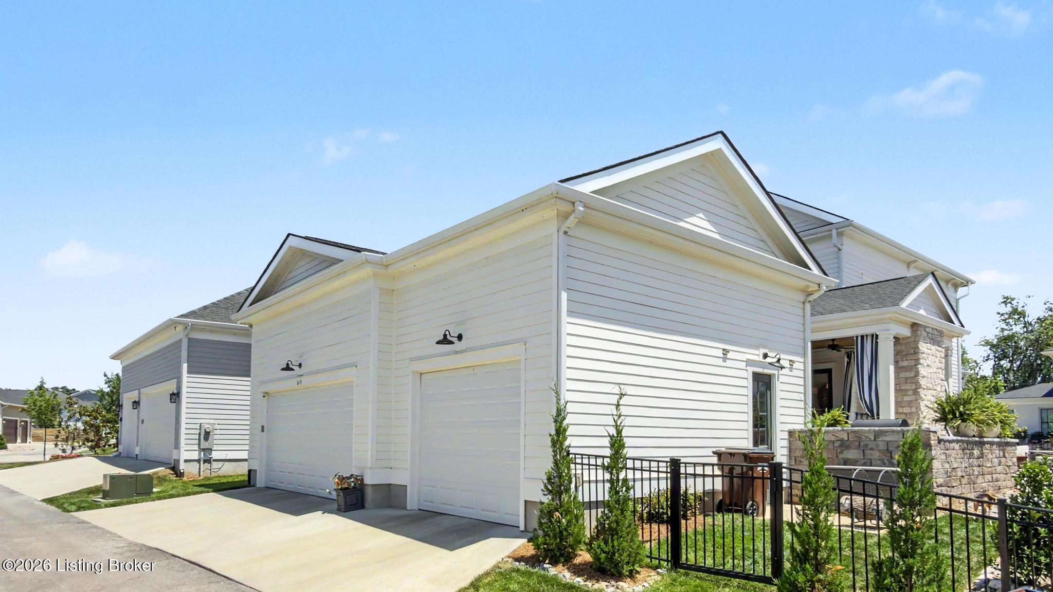 6115 Snapdragon Dr