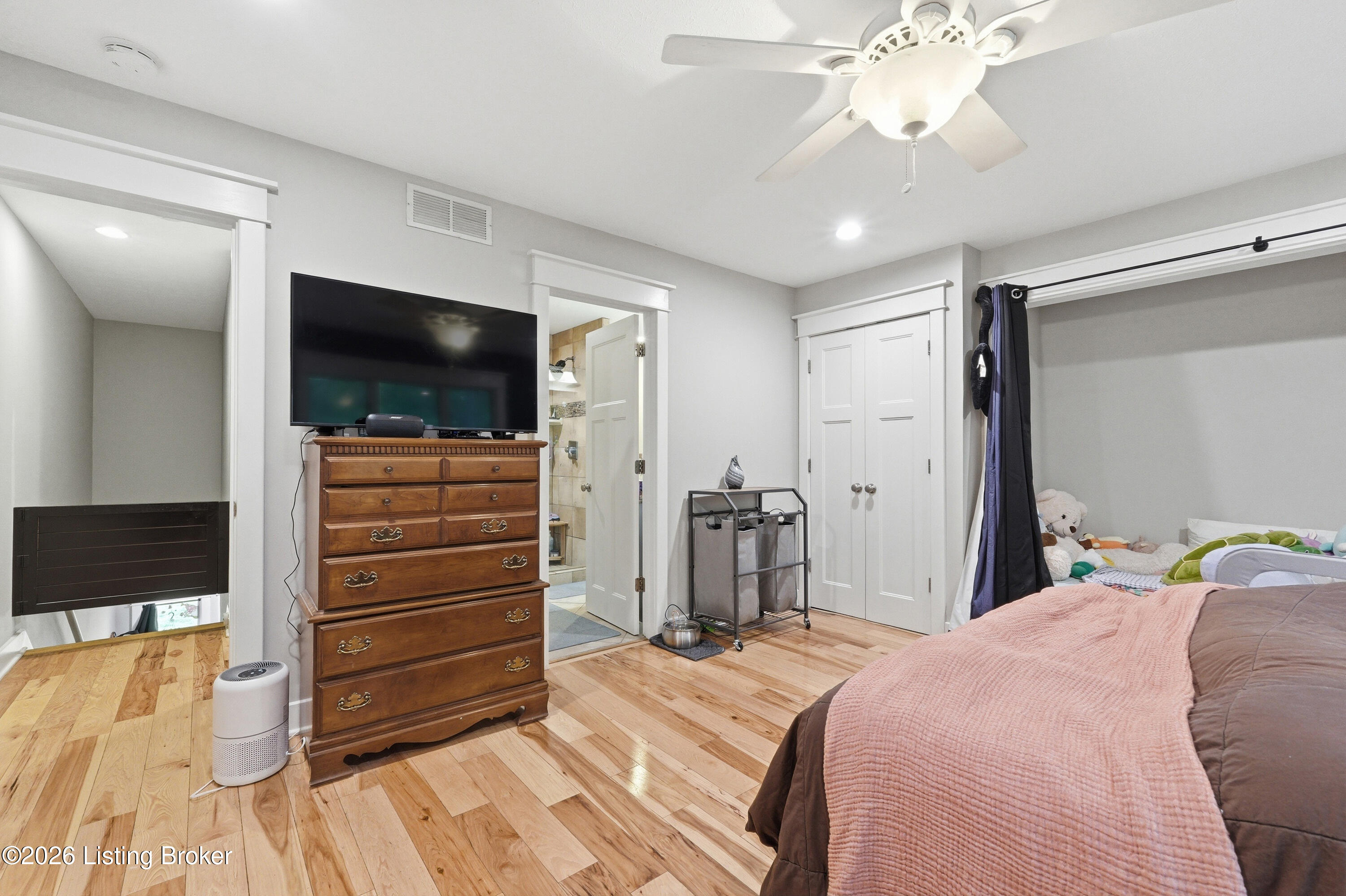 5607 Harrods Cove