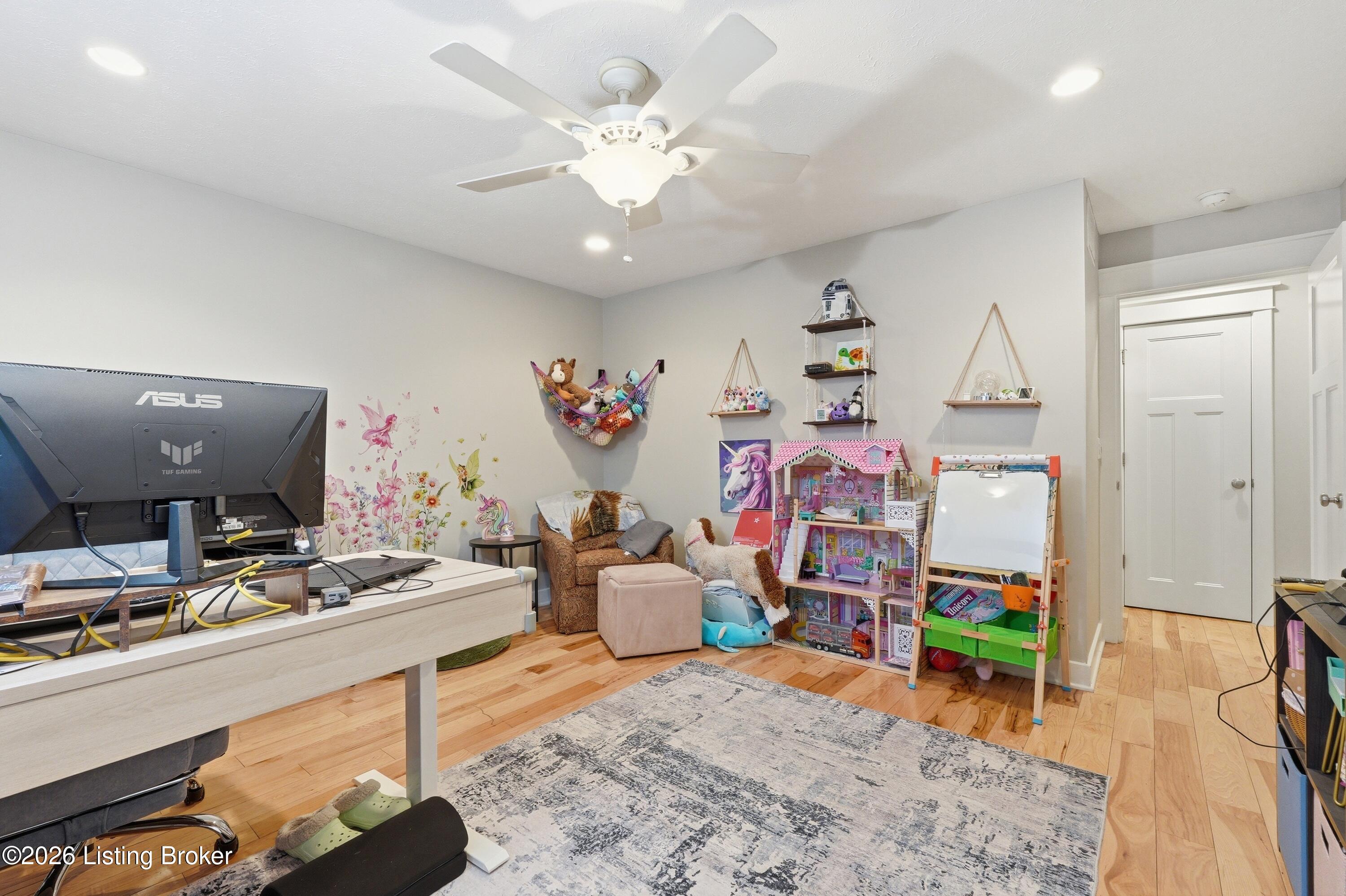 5607 Harrods Cove