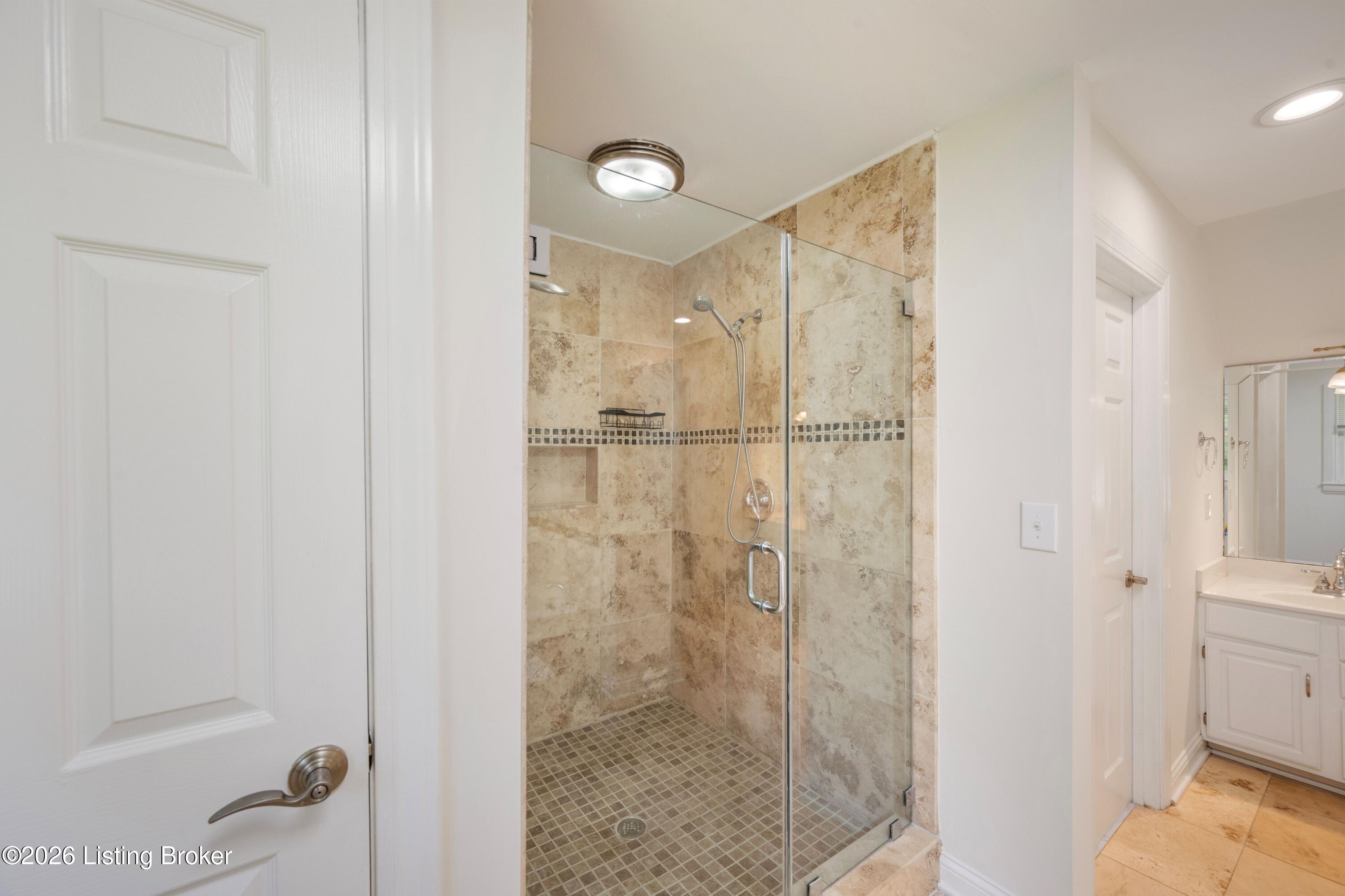 4503 Wolfspring Dr