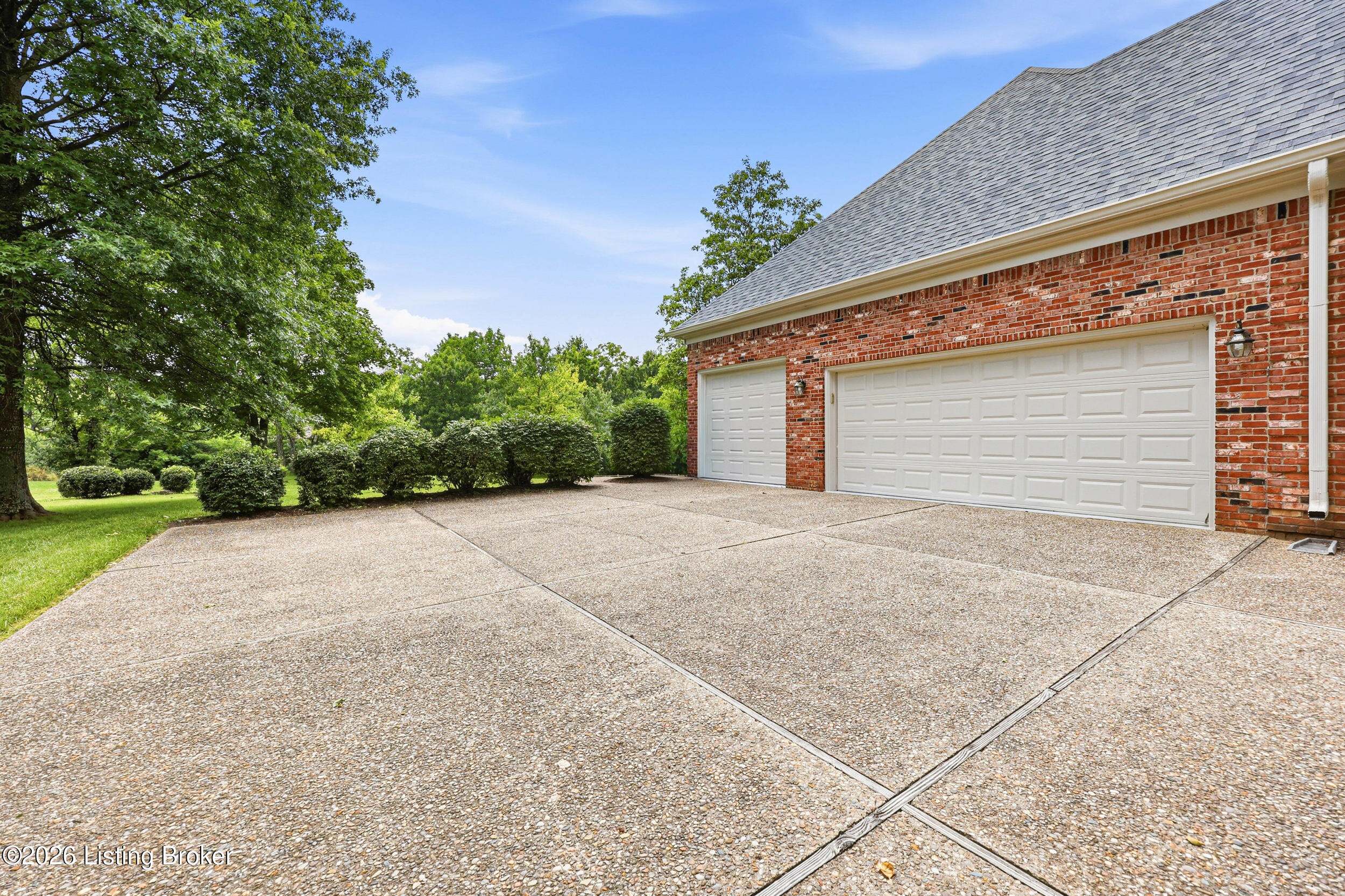 205 Sycamore Hills Ct