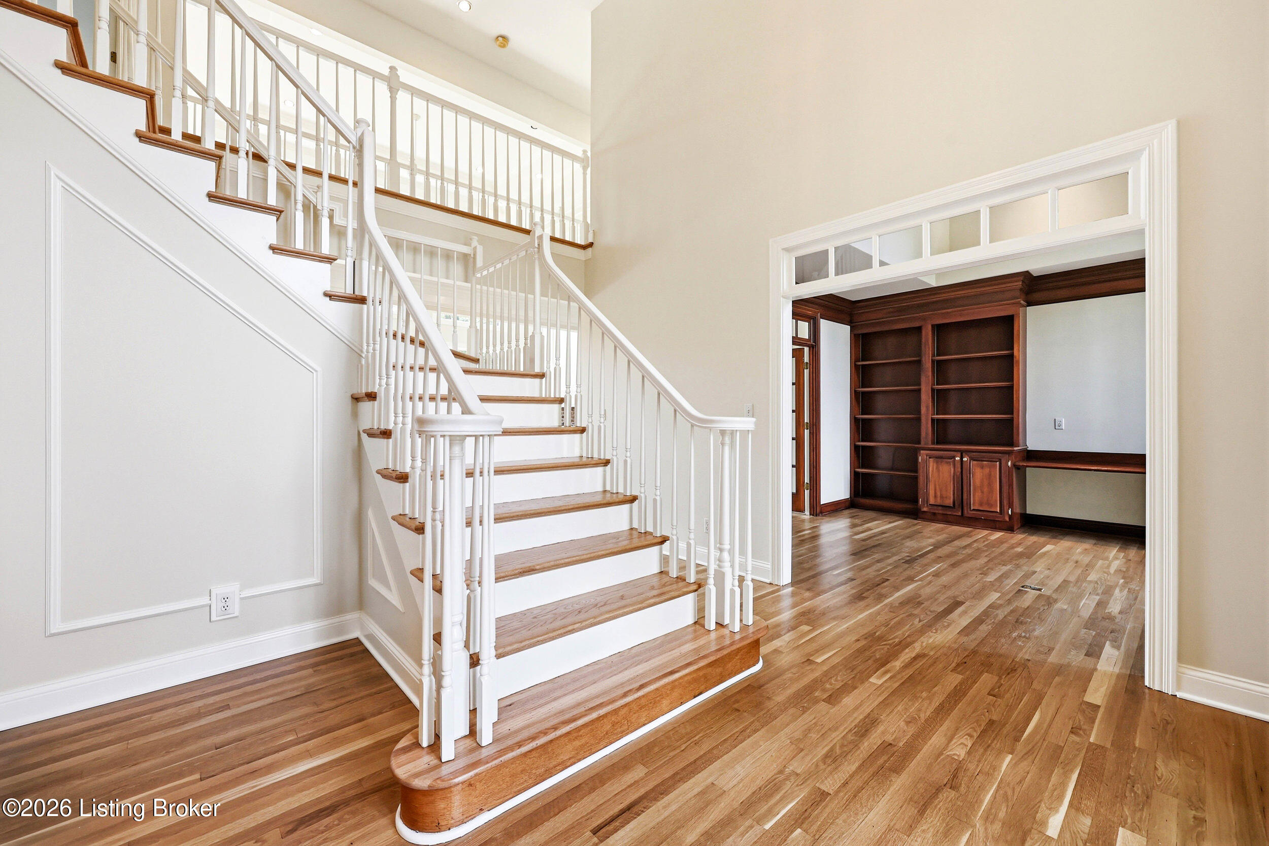 205 Sycamore Hills Ct