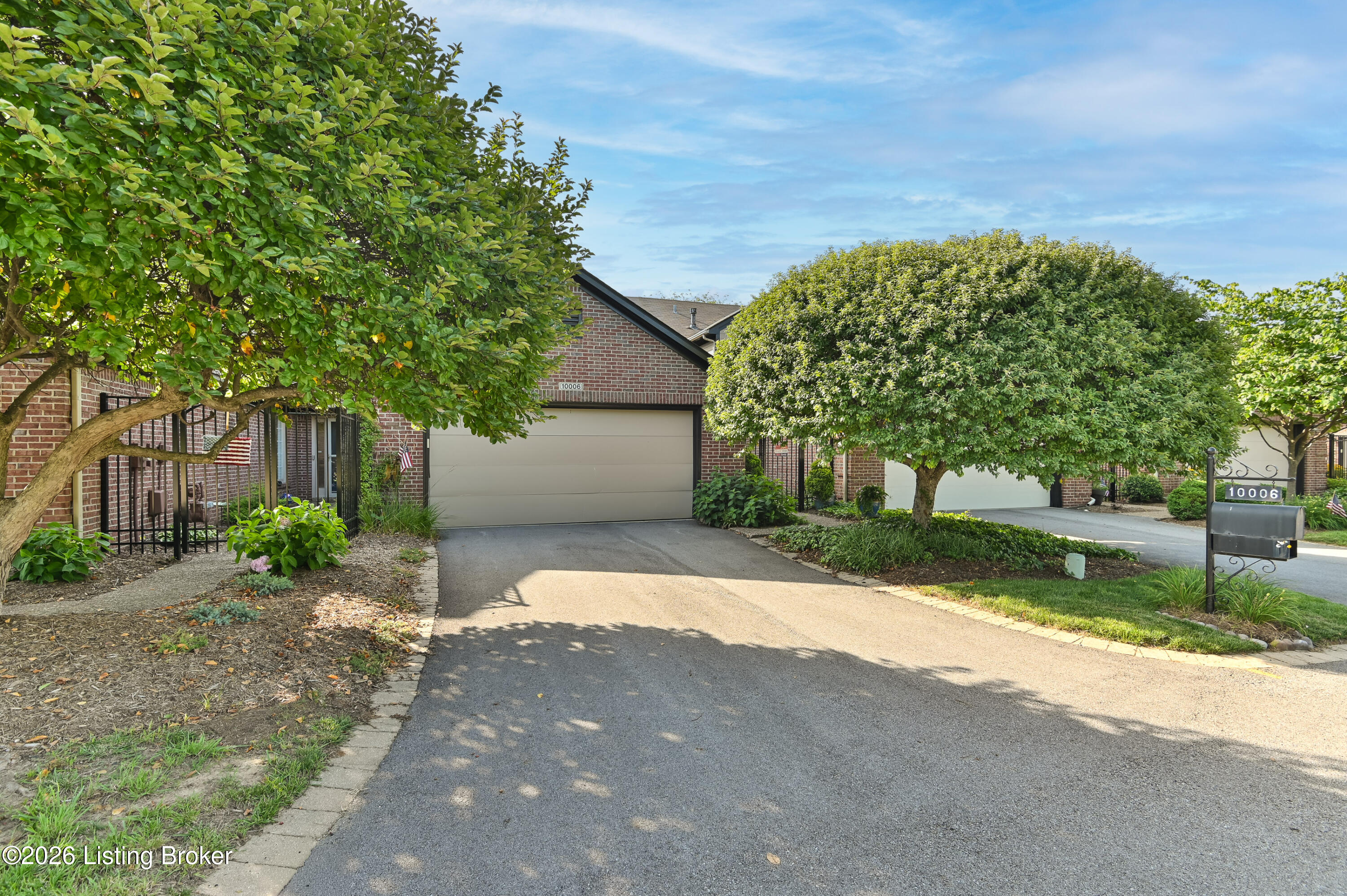 10006 Hartwick Village Dr