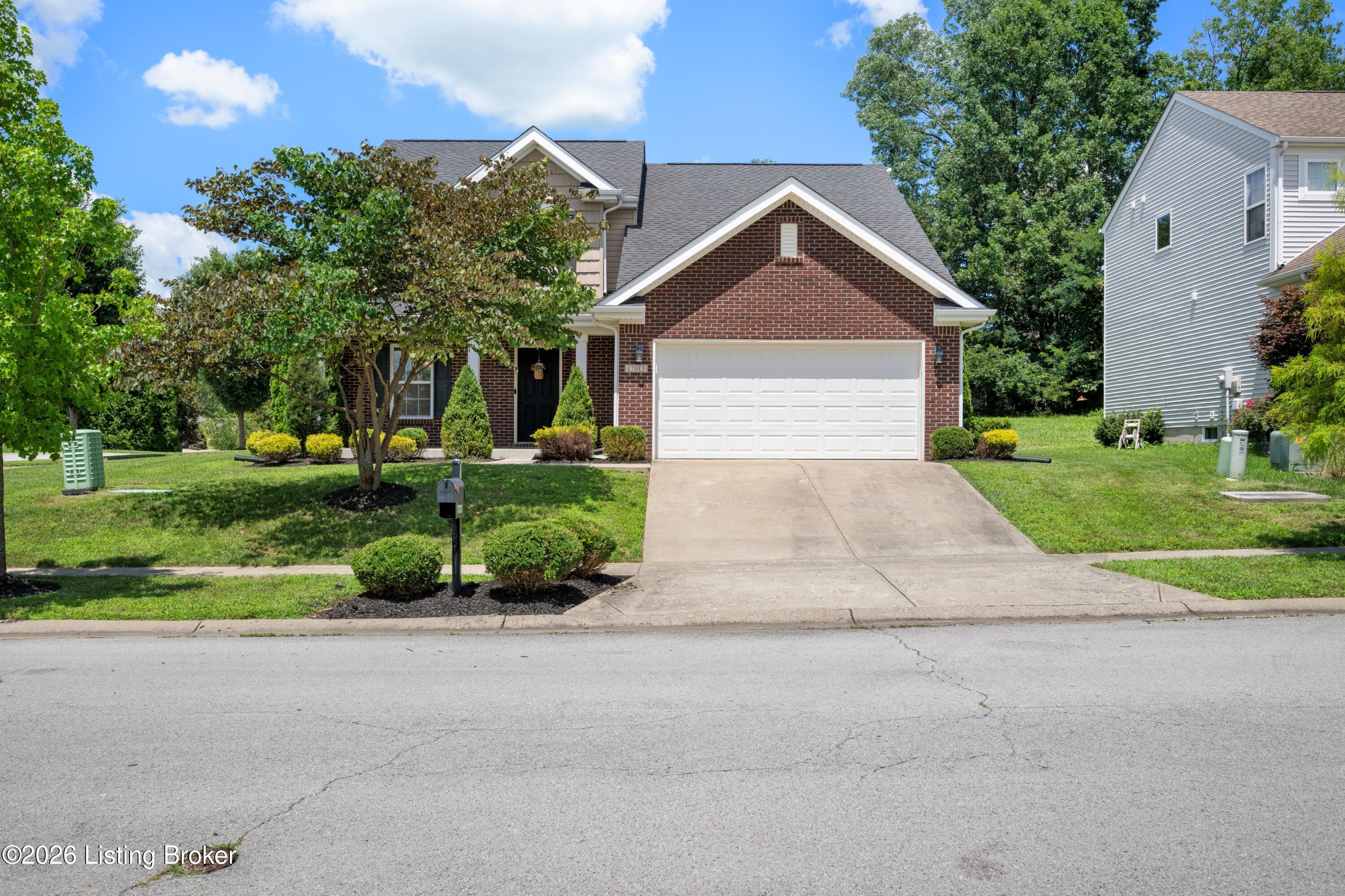 17013 Green Crest Ln