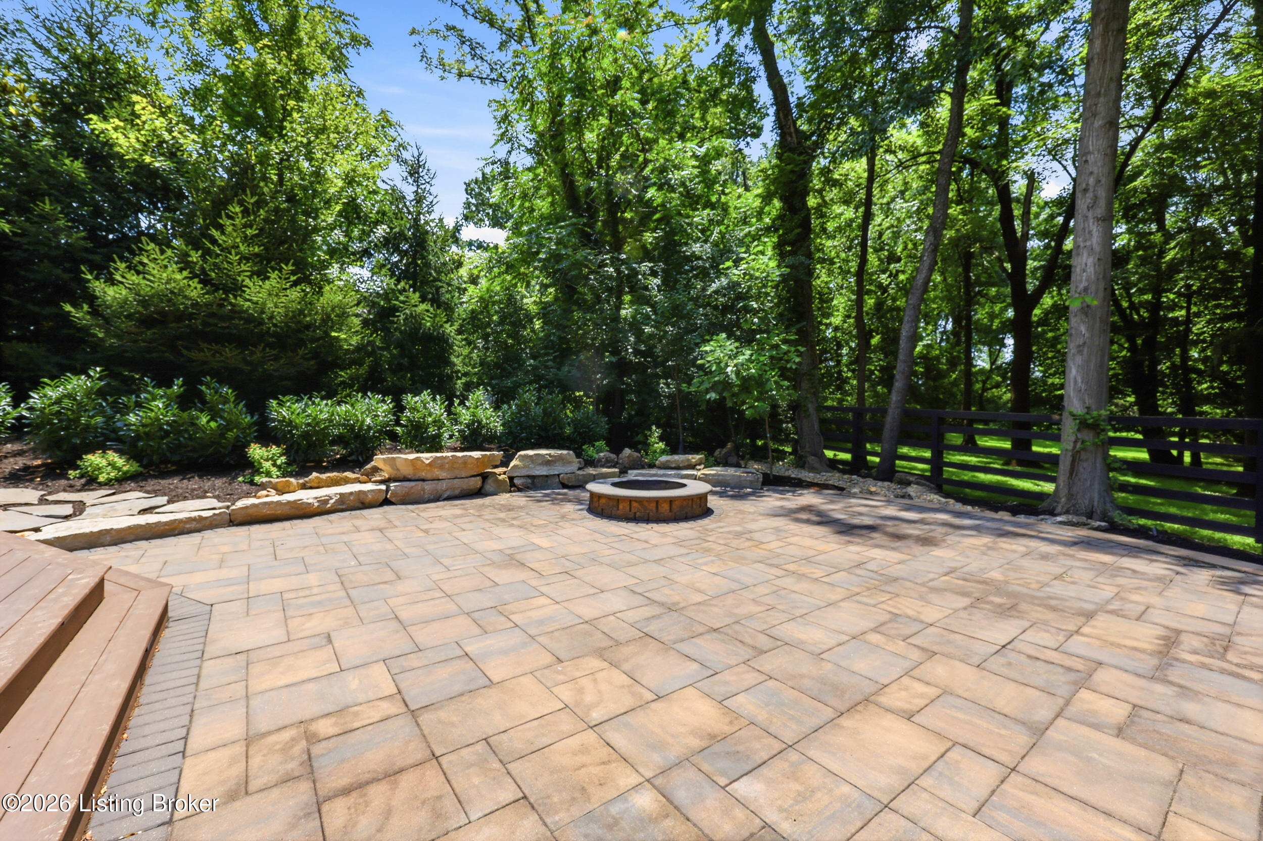 3214 Falls Park Pl