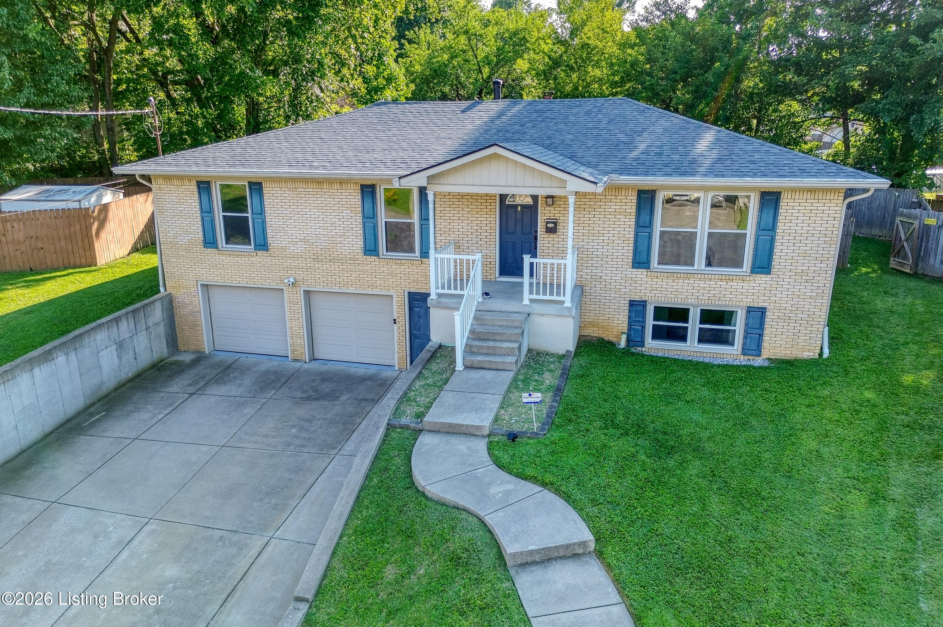 4710 Huckleberry Ct