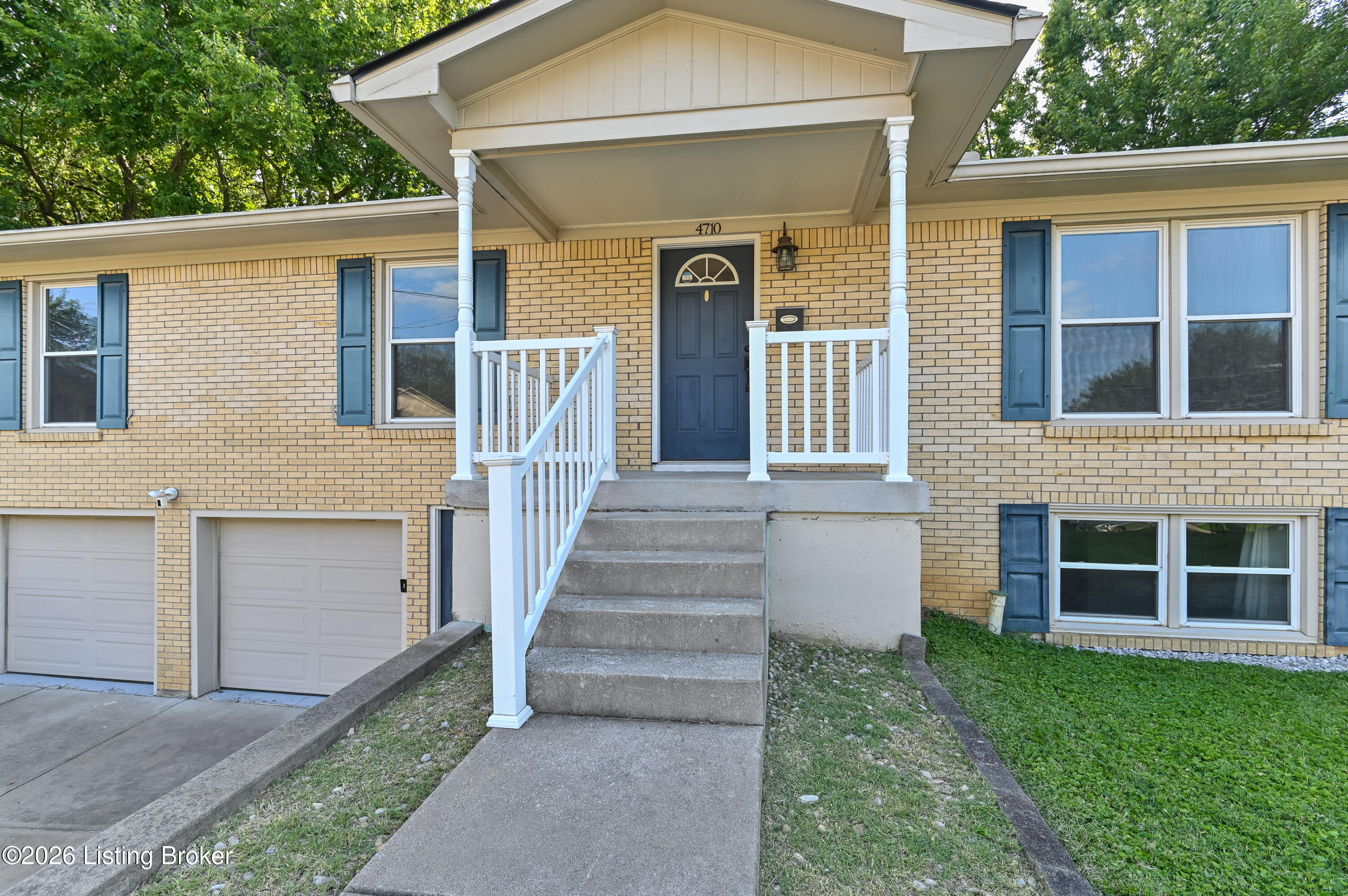 4710 Huckleberry Ct