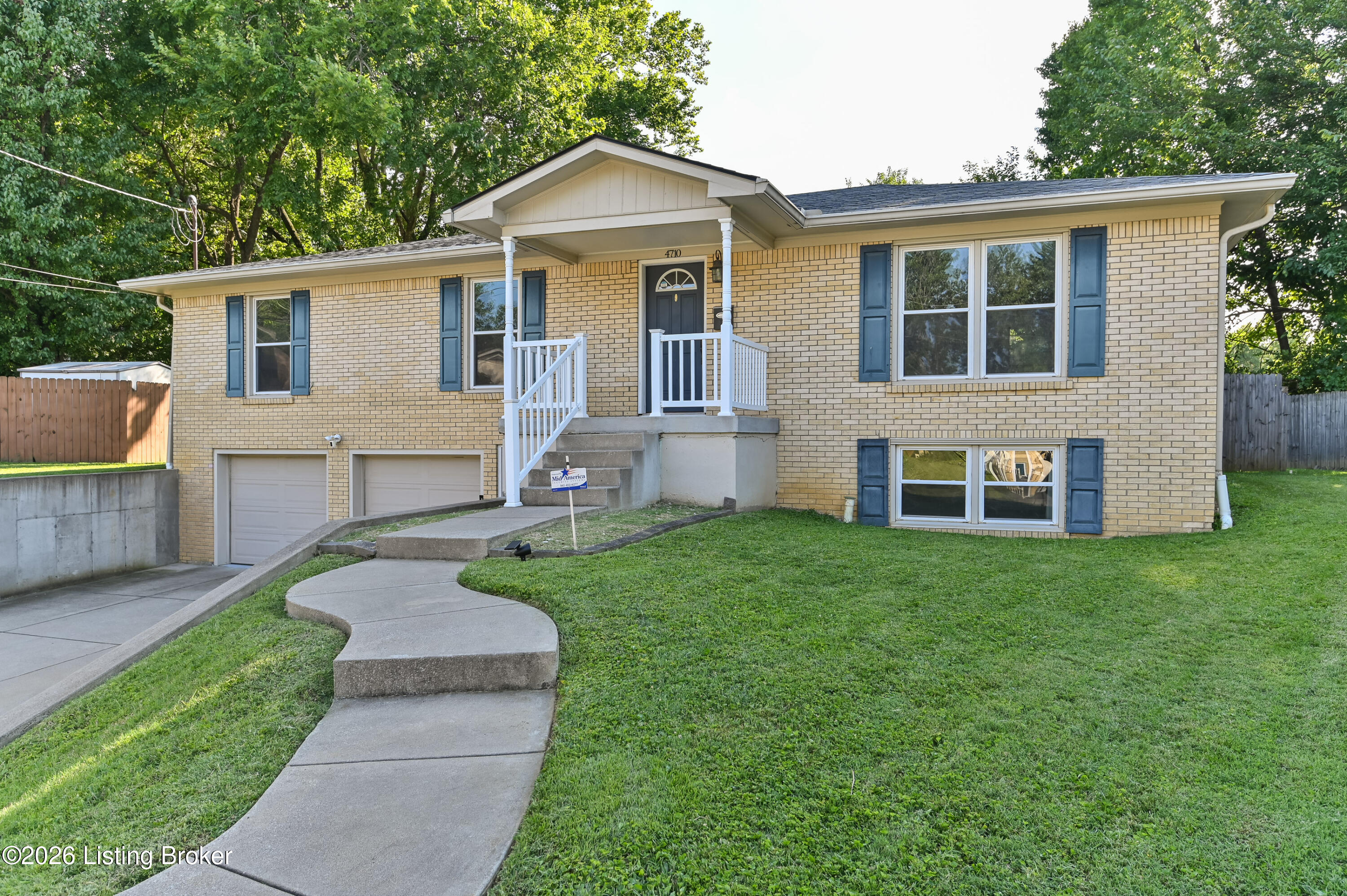 4710 Huckleberry Ct