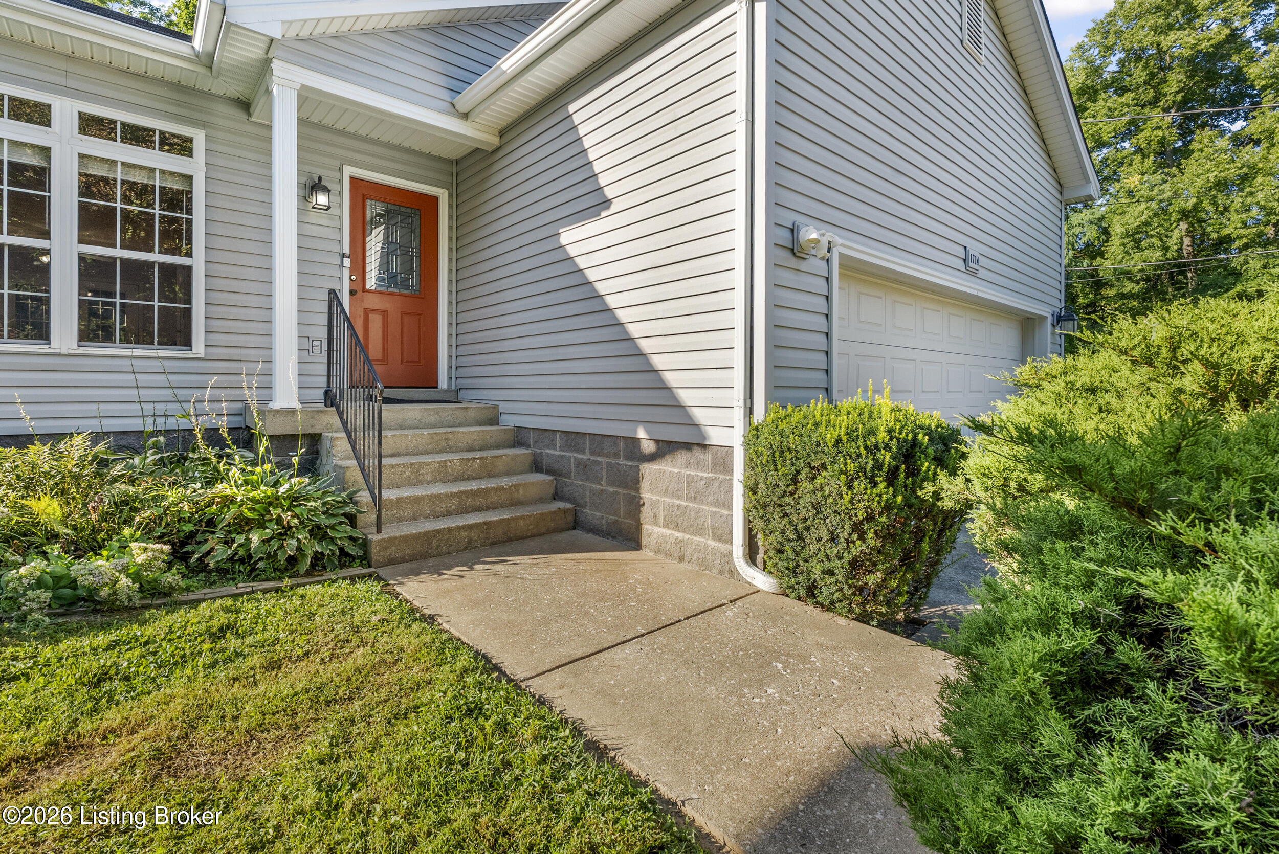 1714 Sheridan Ave