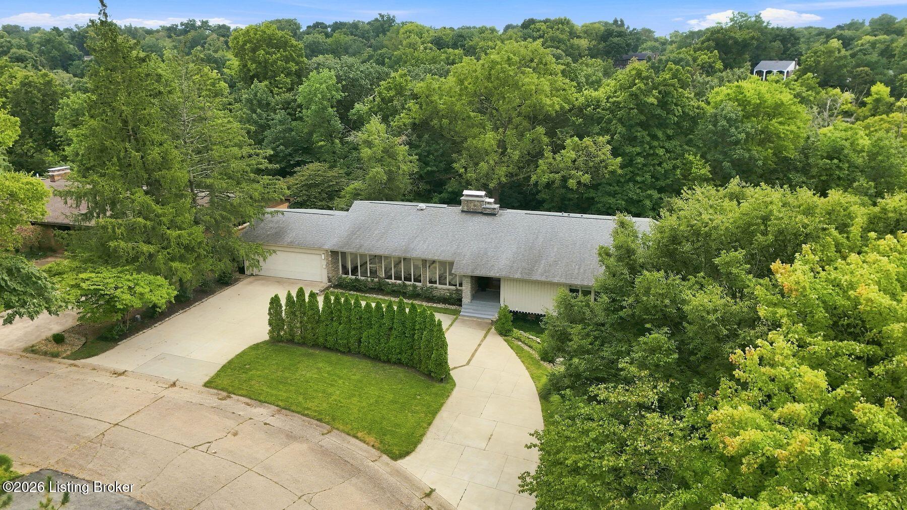 1128 Rostrevor Cir