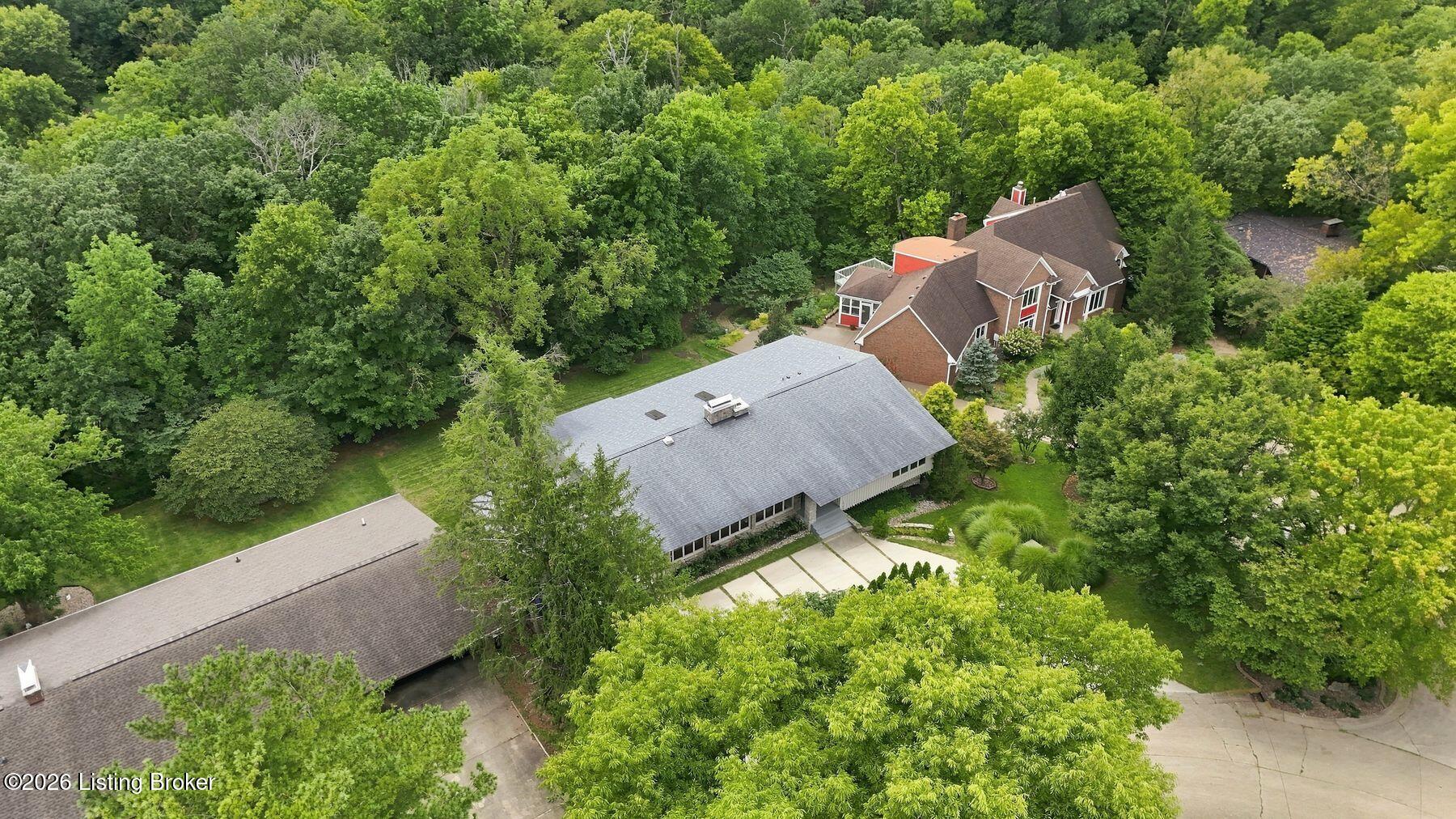 1128 Rostrevor Cir
