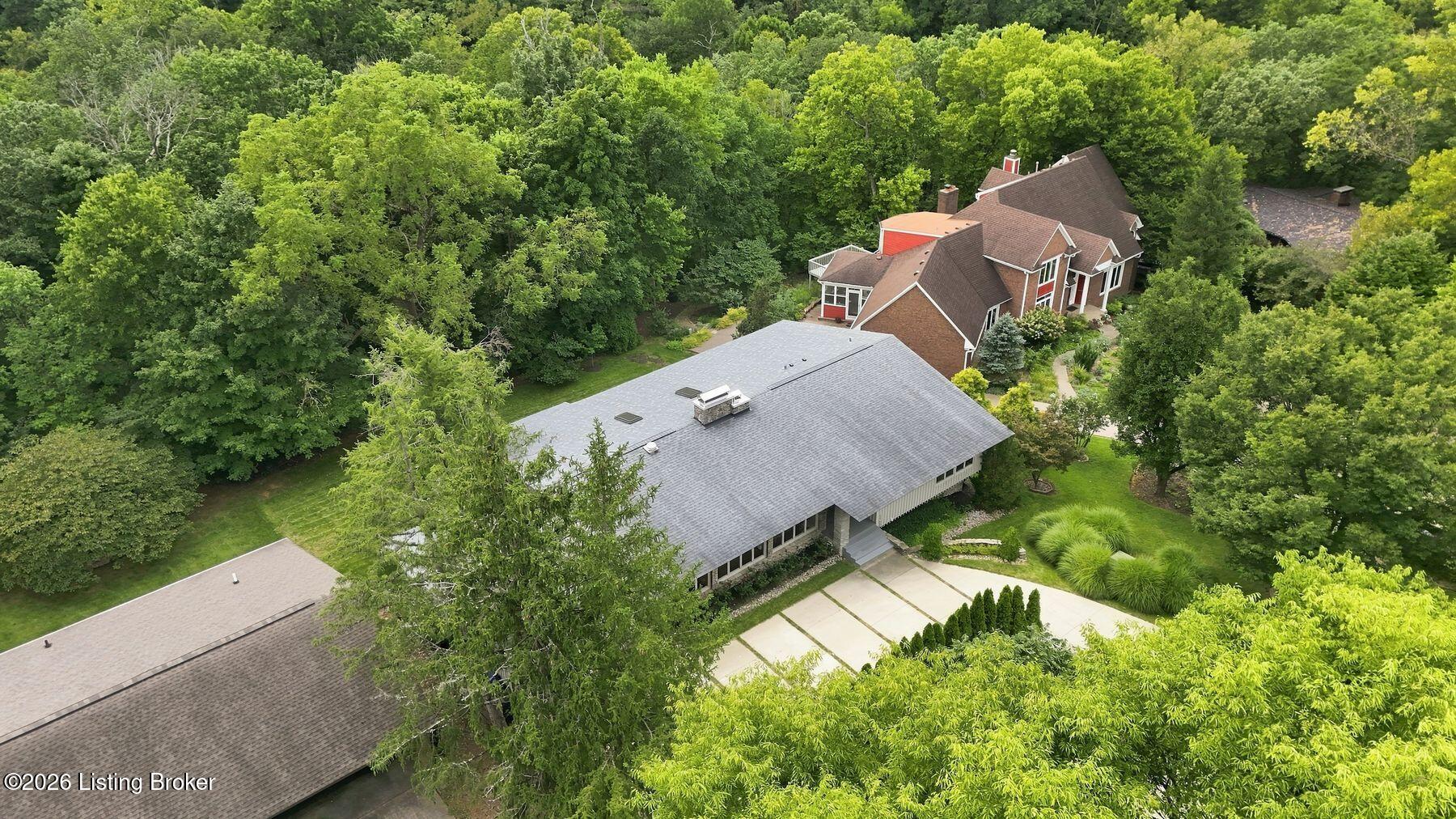 1128 Rostrevor Cir