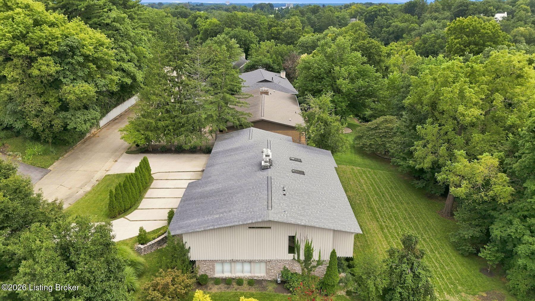 1128 Rostrevor Cir