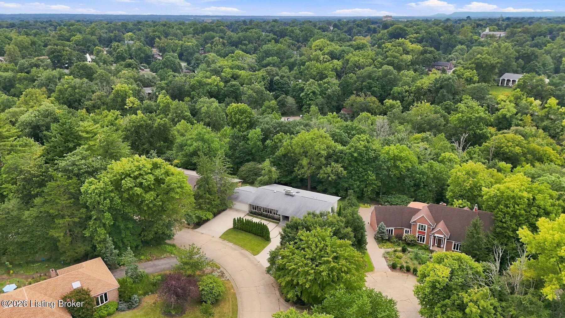 1128 Rostrevor Cir