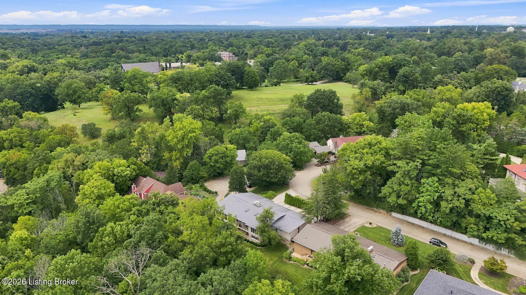 1128 Rostrevor Cir