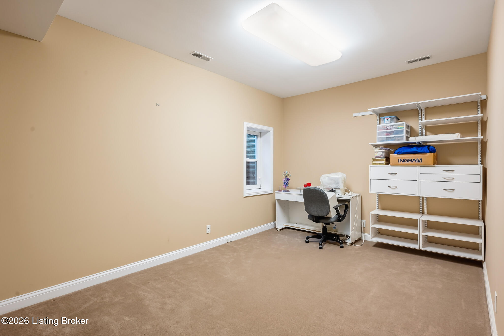 2601 Alia Cir