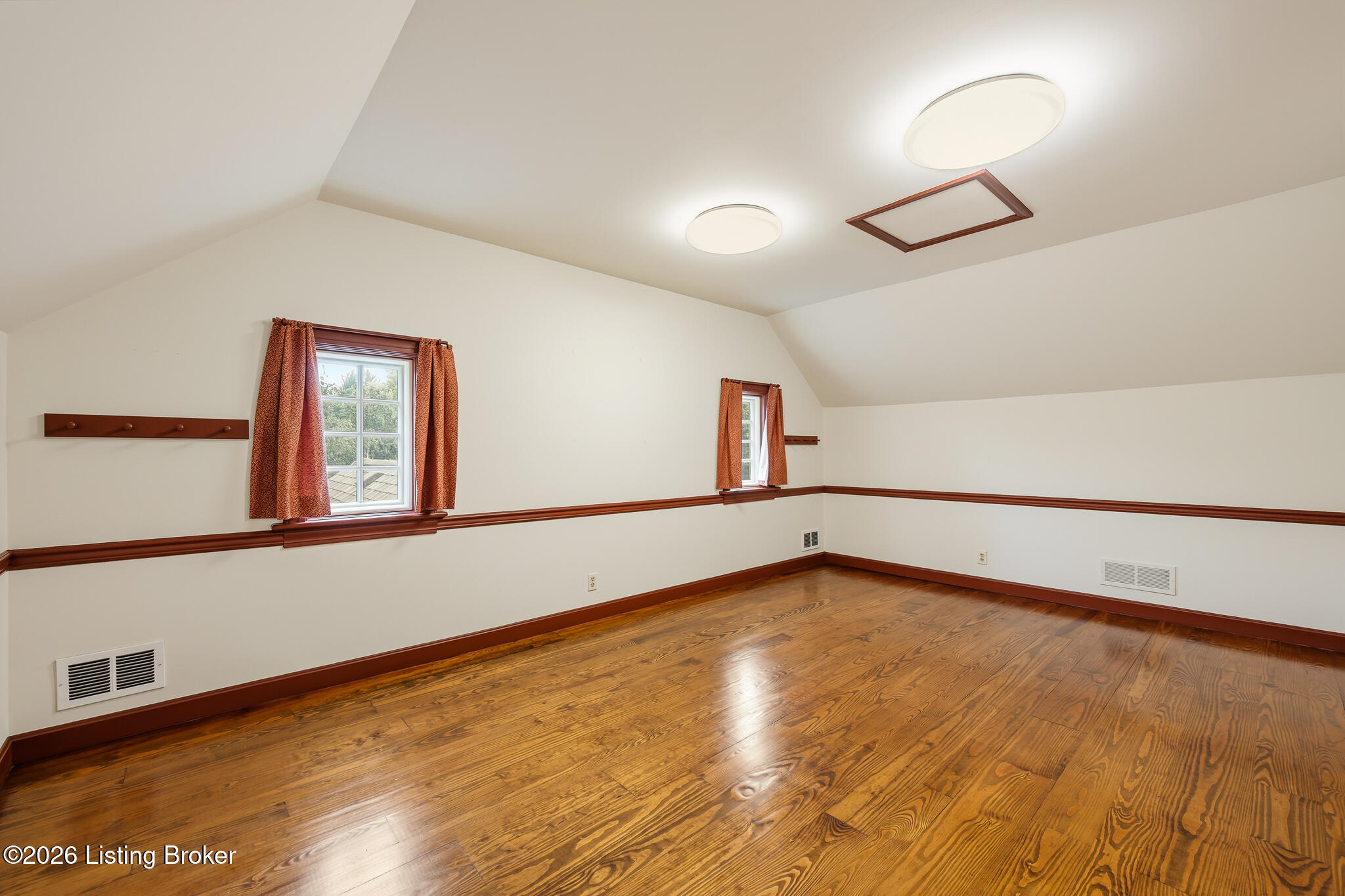 3114 Arden Rd