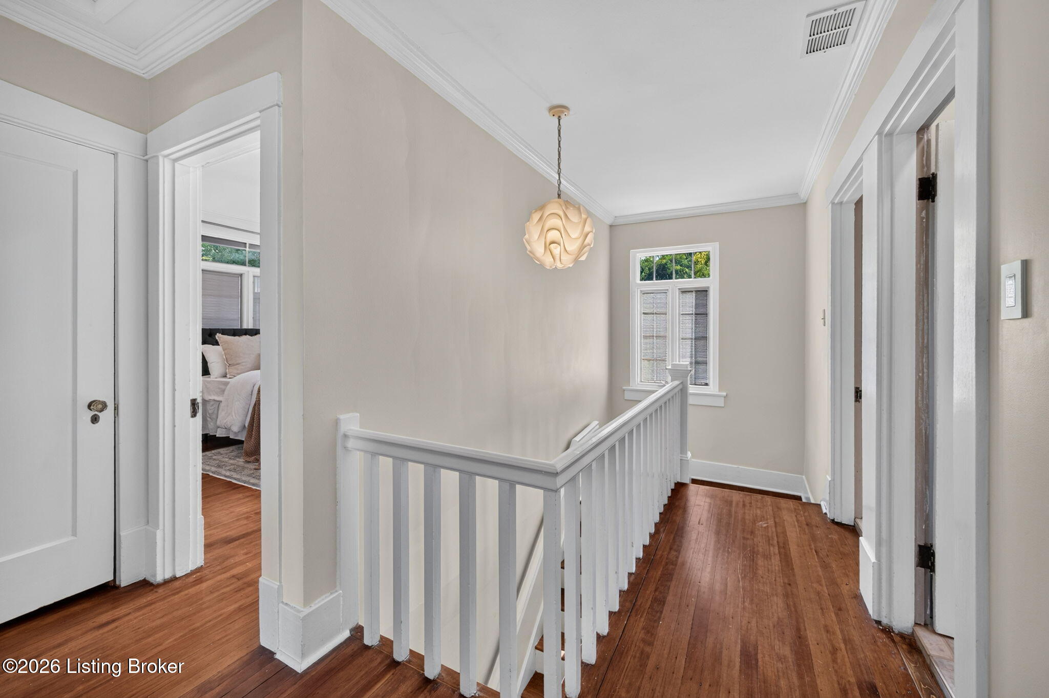 2116 Lakeside Dr