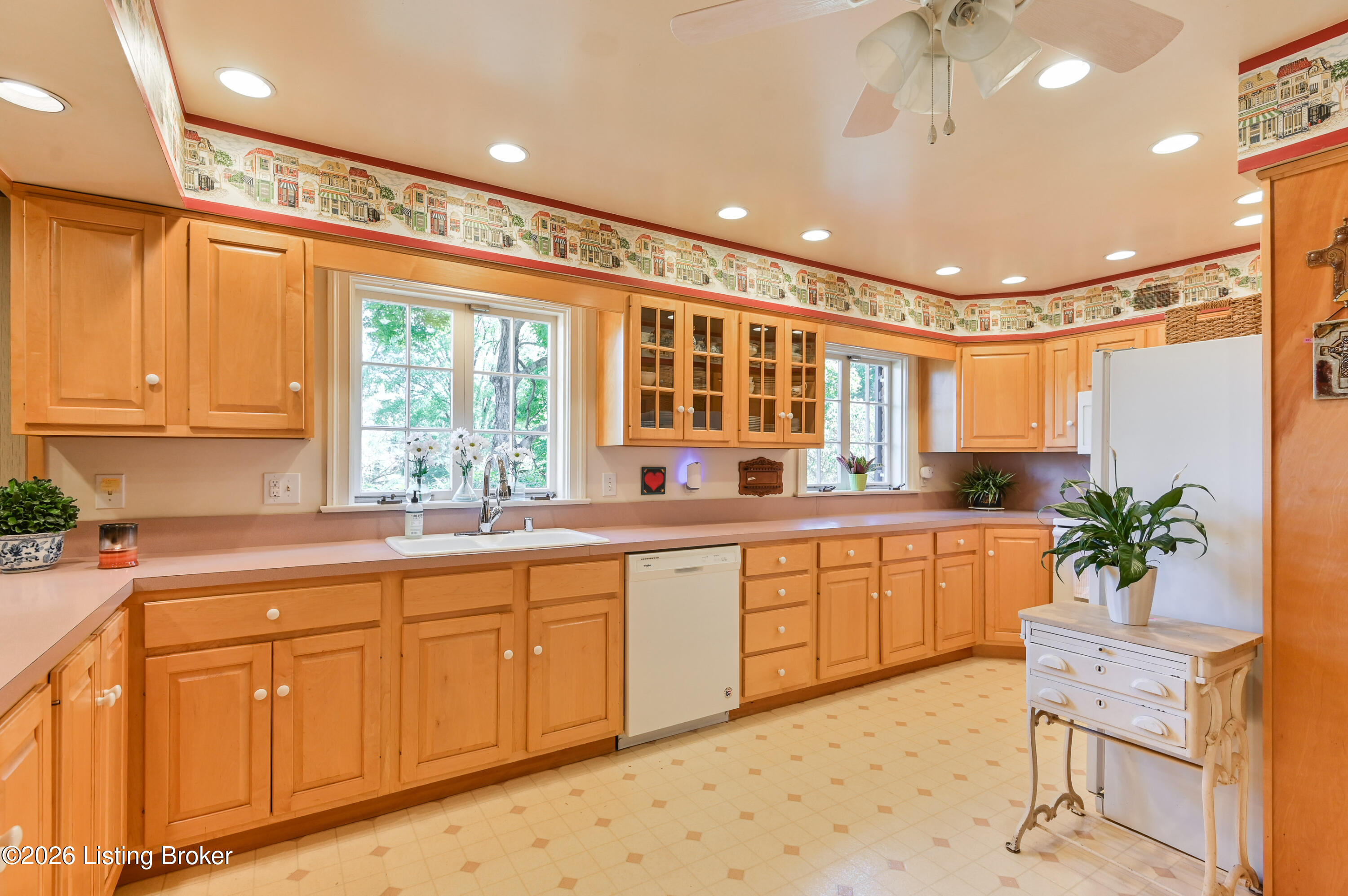 432 Twinbrook Rd