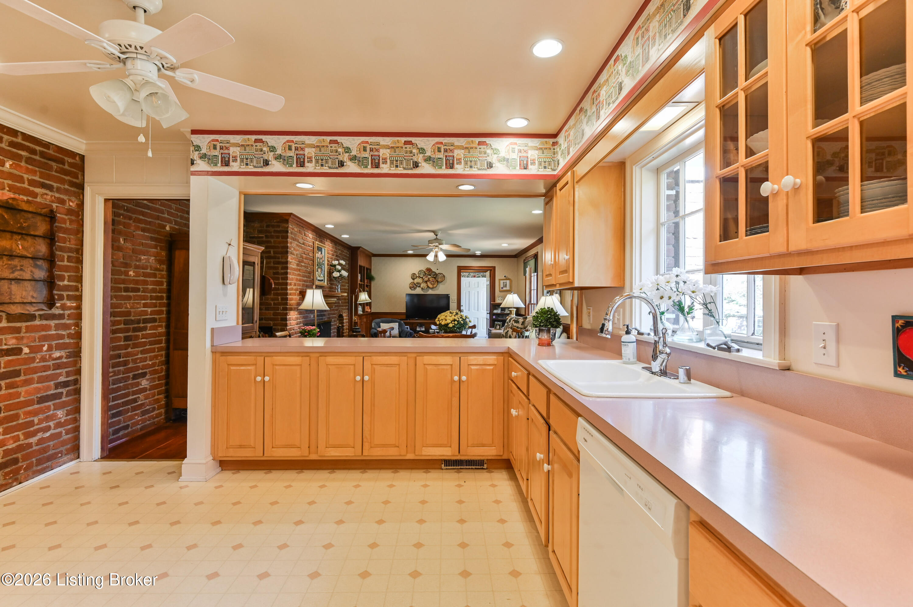 432 Twinbrook Rd