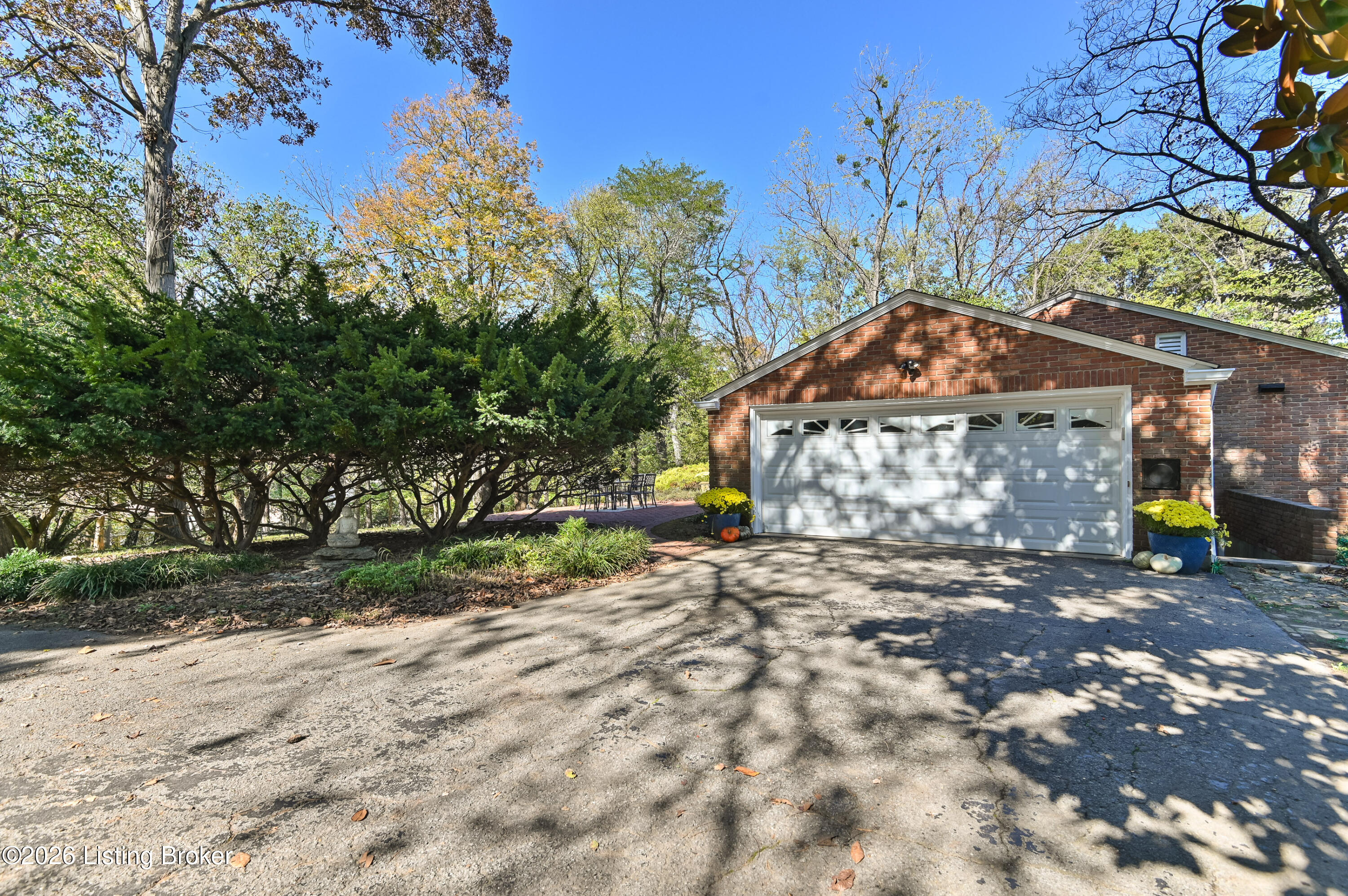 432 Twinbrook Rd