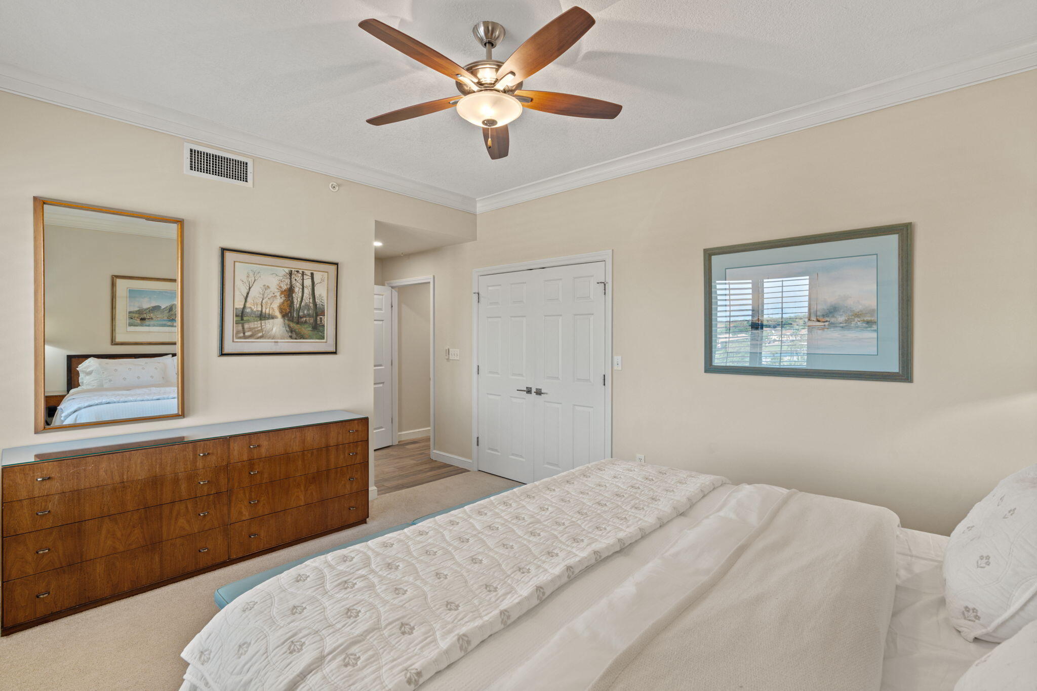 4425 Southwinds Drive 4425