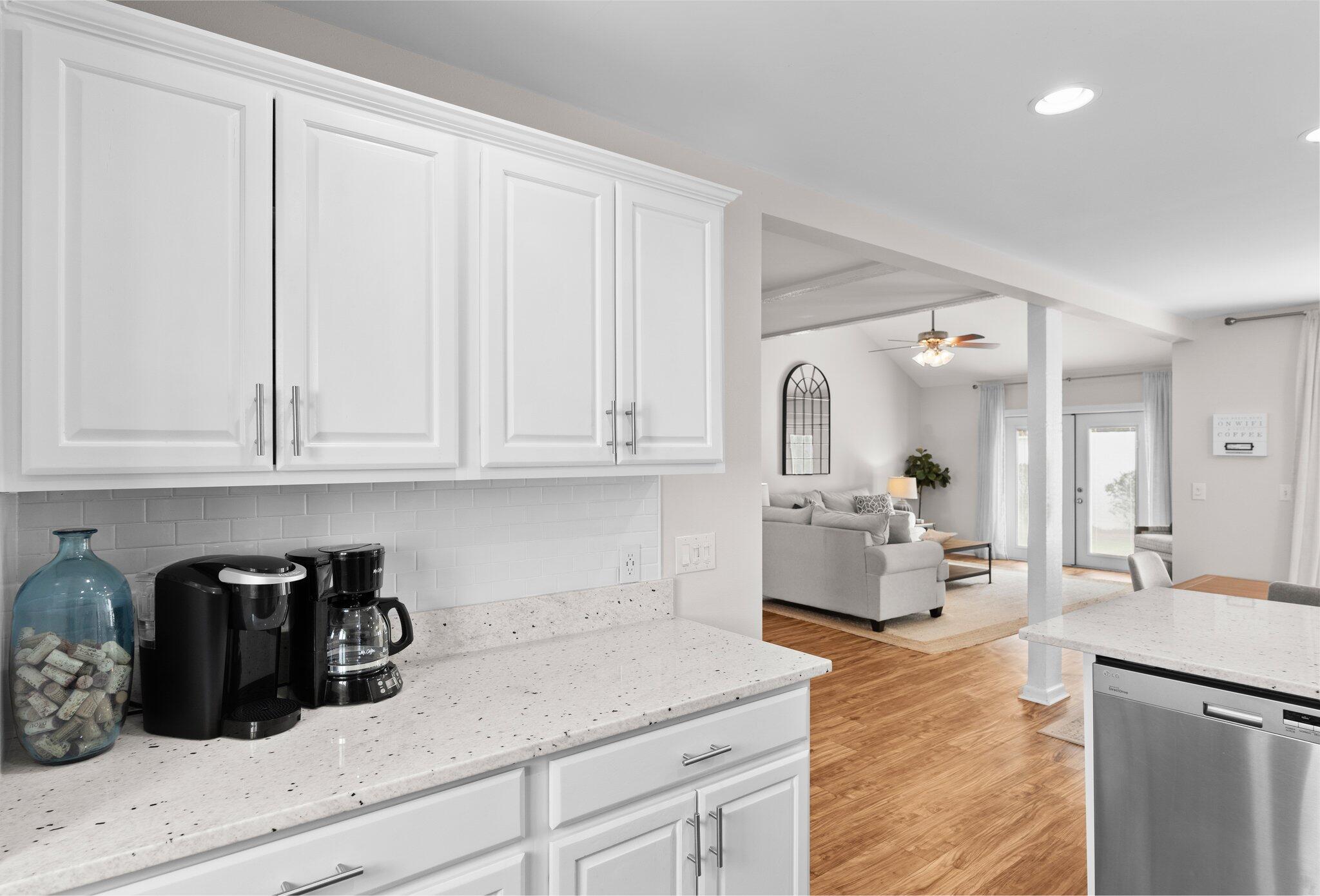 453 E Linkside Place