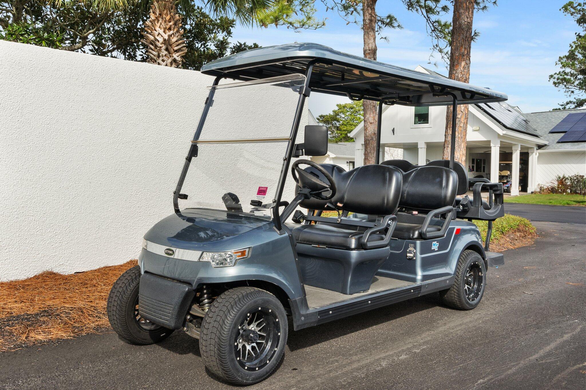 453 E Linkside Place