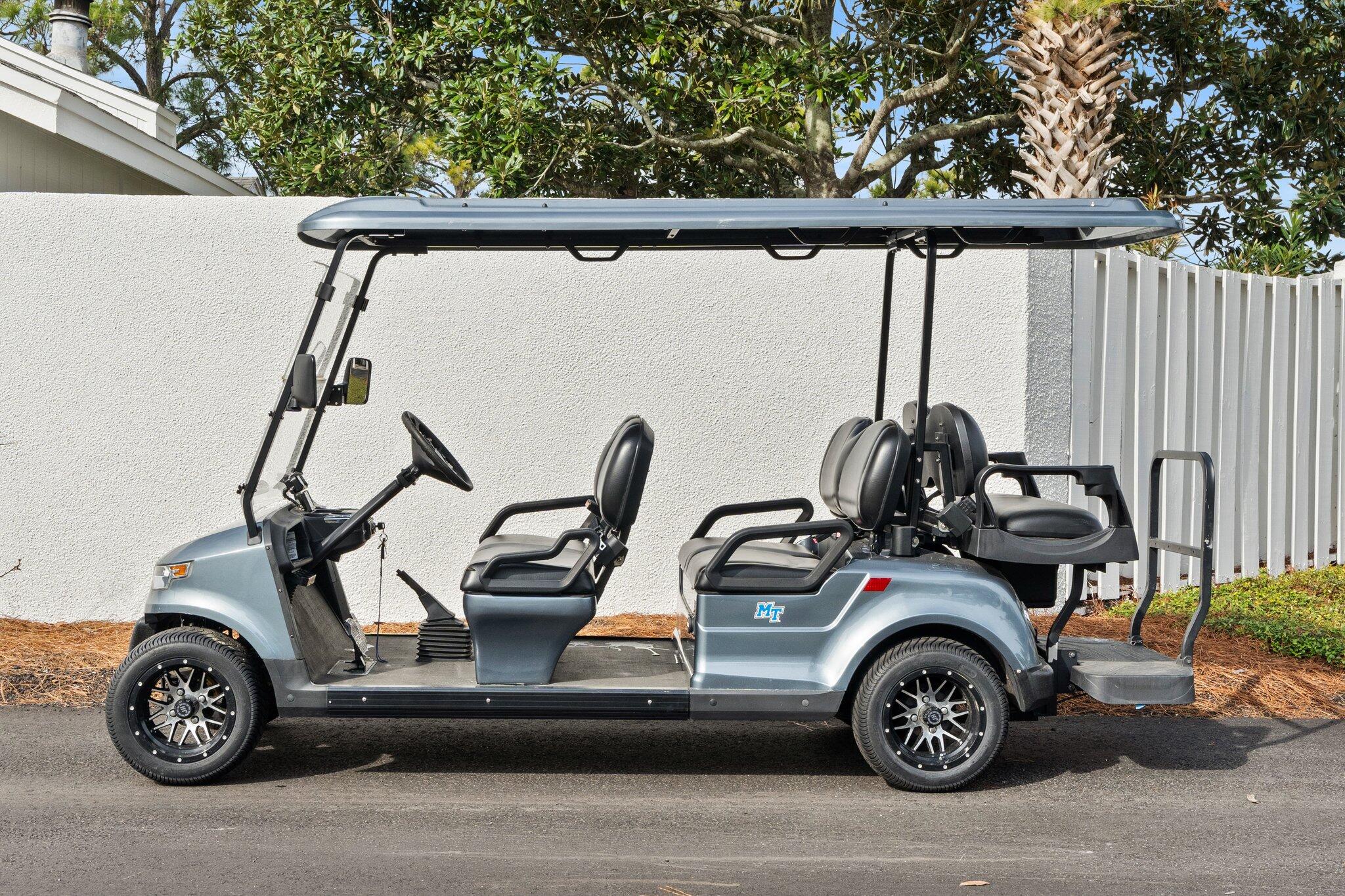 453 E Linkside Place