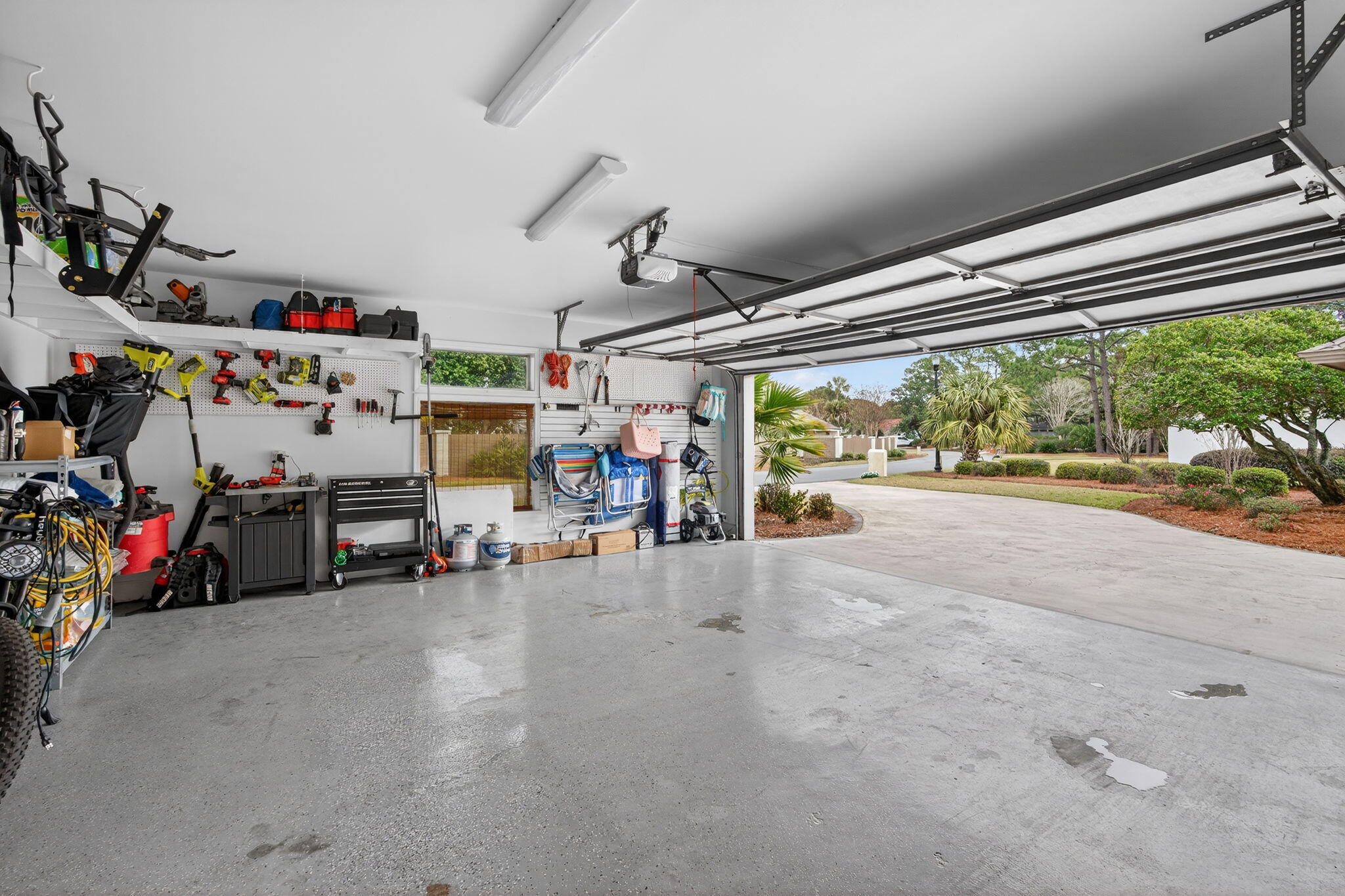 379 Golfview Drive