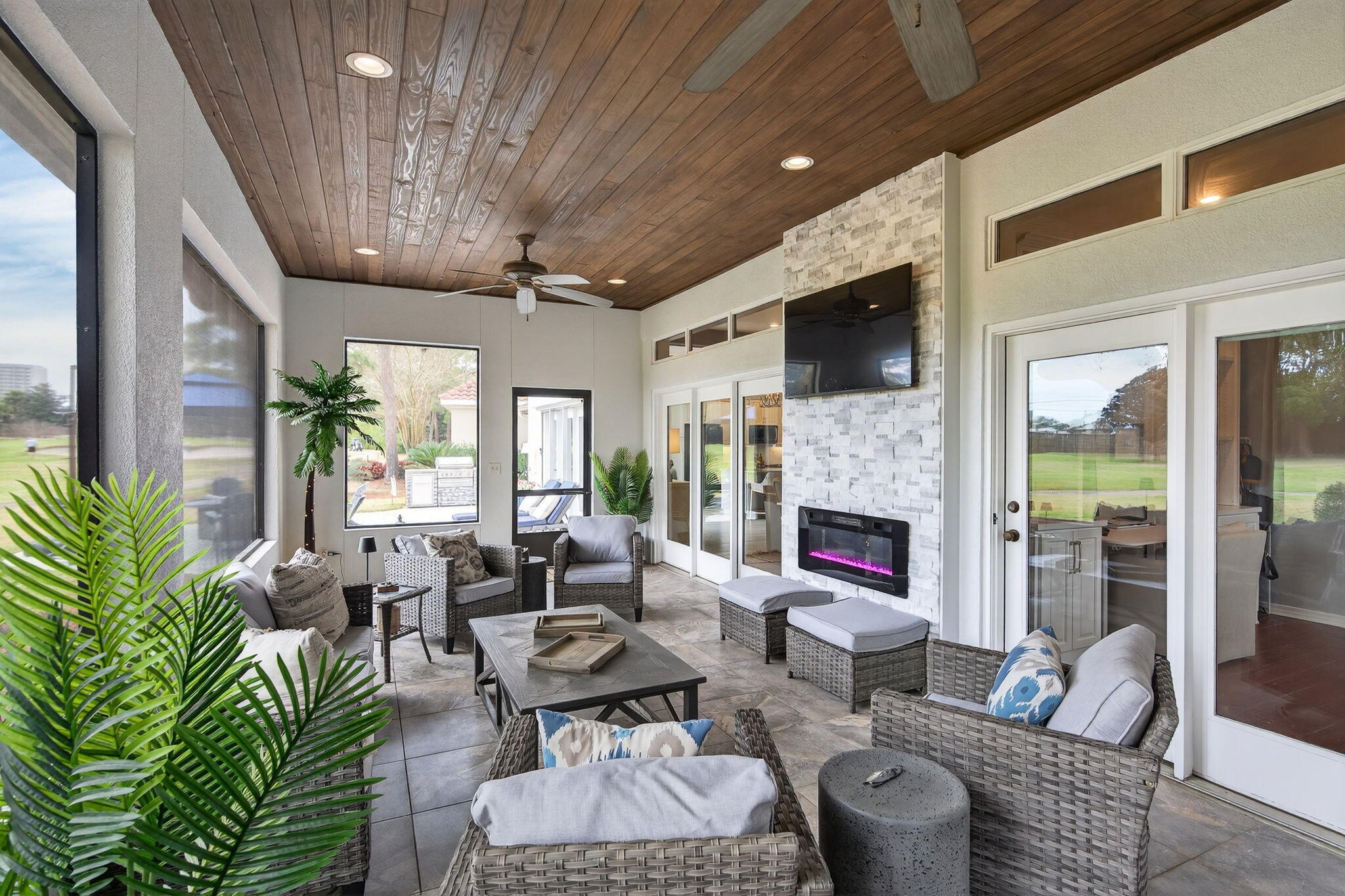 379 Golfview Drive