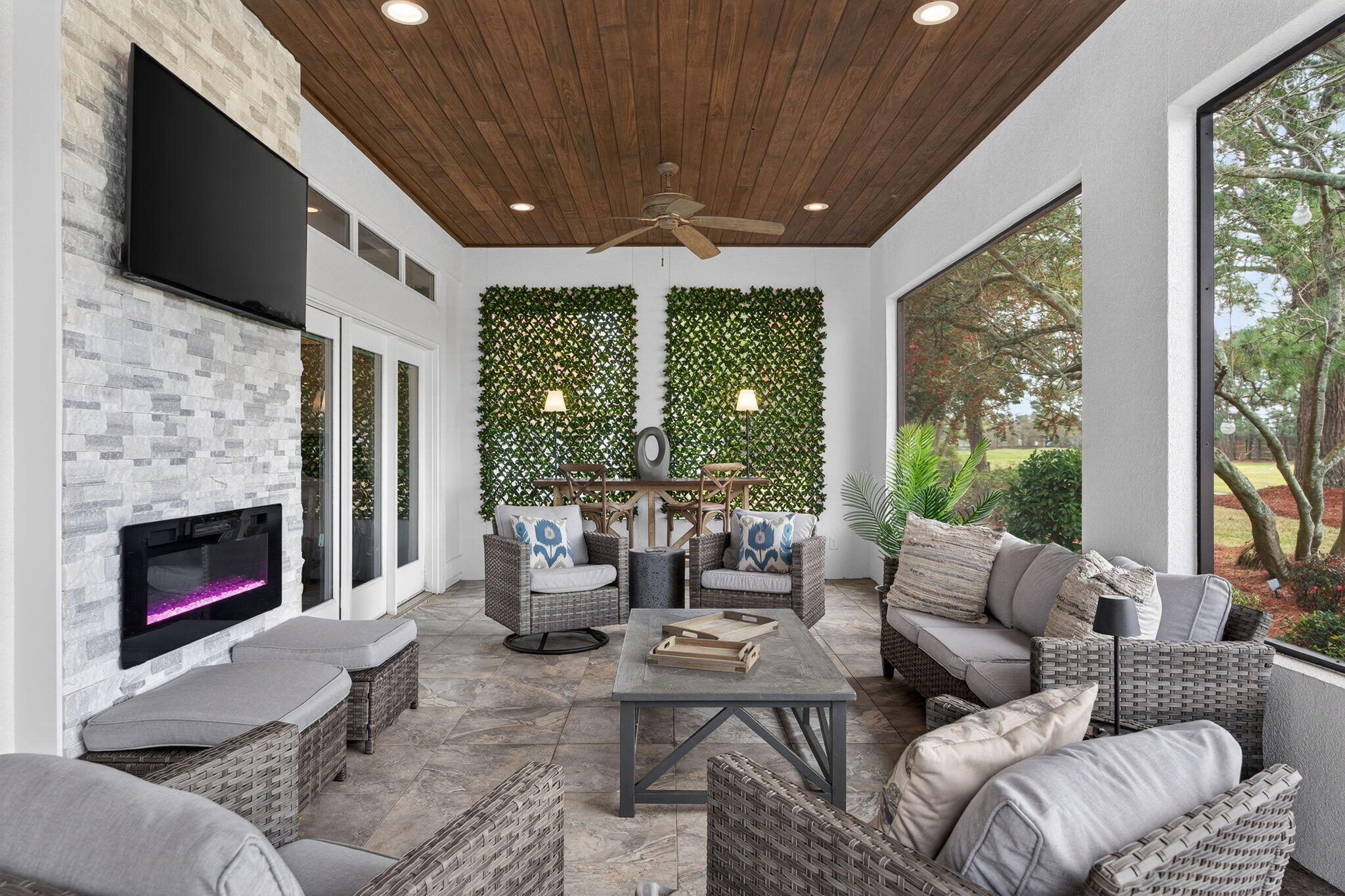379 Golfview Drive