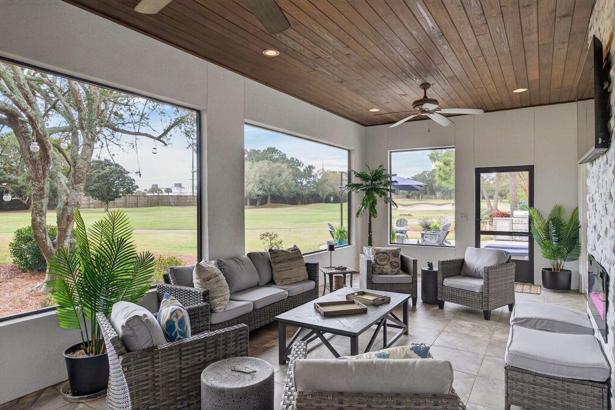 379 Golfview Drive