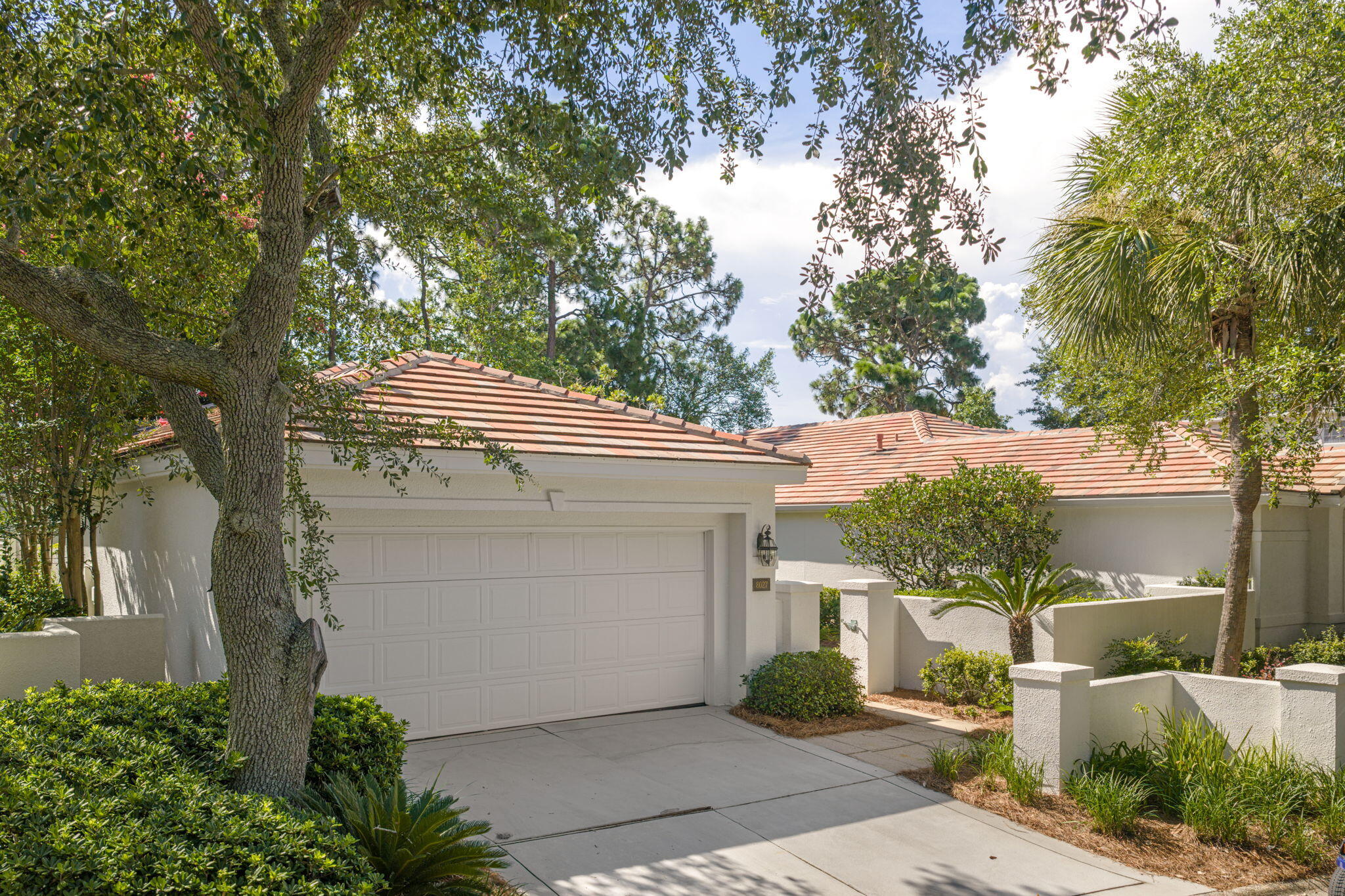 8027 Legend Creek Drive