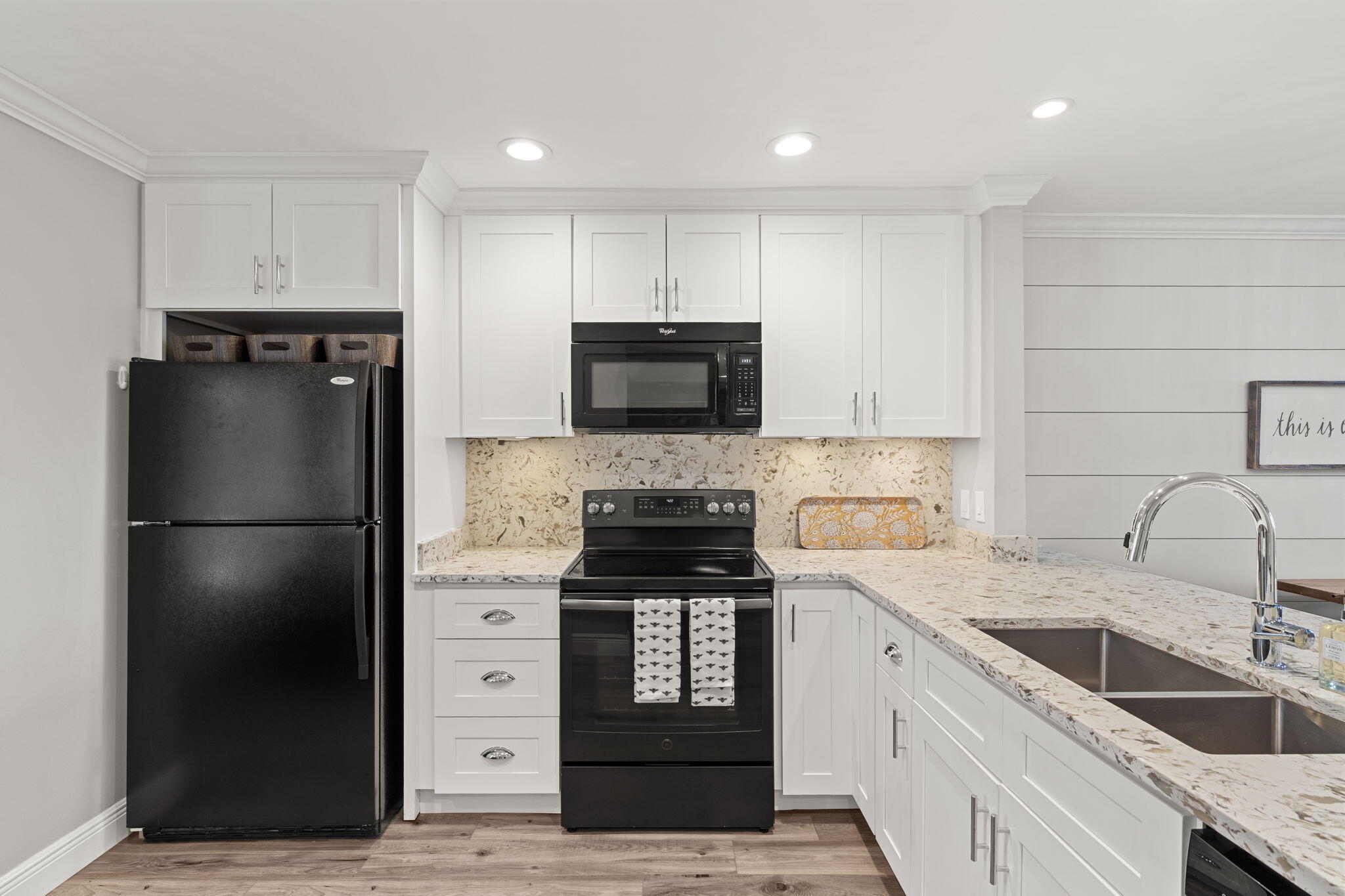 8996 Heron Walk Drive, 8996